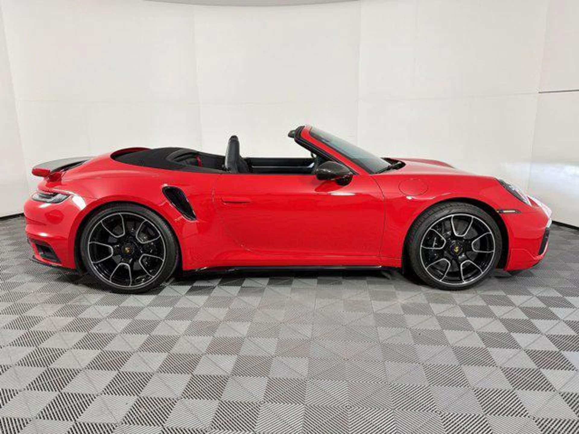 mph007_1068934642_f_Az_USOE_Kg_GU_Fv2_PR_8erhl4_F_Nc_M_0ab43c812f