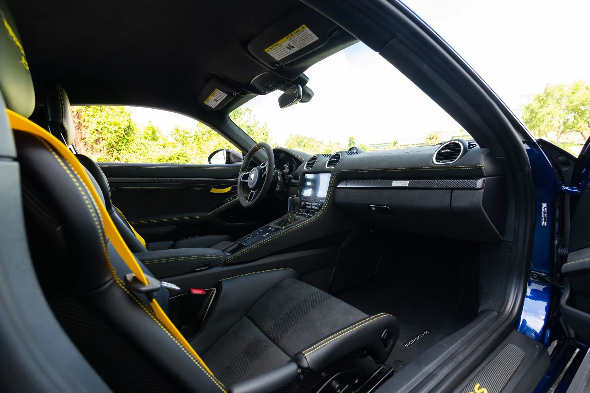 mph007_1074726588_Used_2024_Porsche_718_Cayman_GT_4_RS_1775021157_a4c84703da