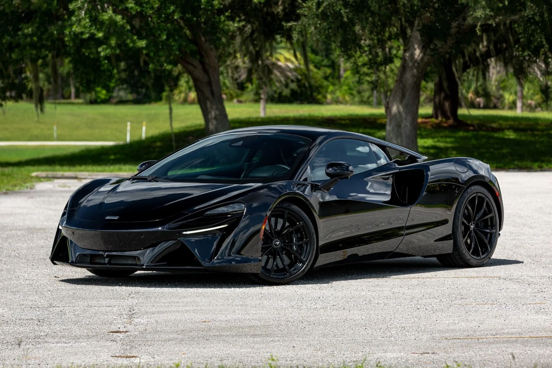 mph007_1080146387_440_p8_l_37fca01d7c