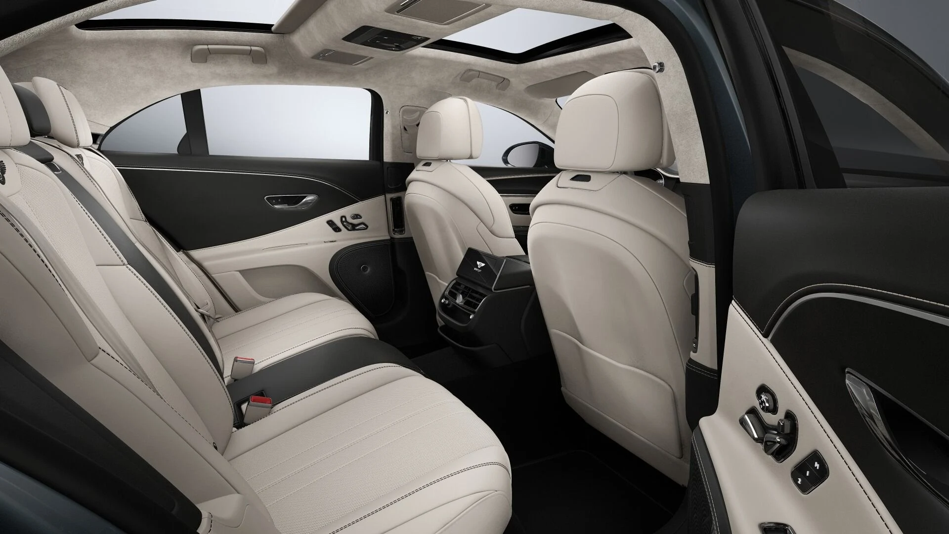 mph007_1088086537_New_2027_Bentley_Flying_Spur_1788531431_46553932a6