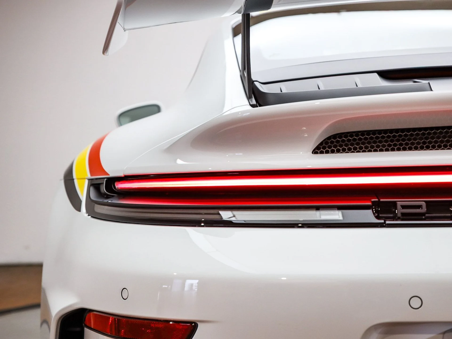 mph007_1088676640_0926bfe0c1dd929b8dcccc9dfd5bc0ddx_34734d991a