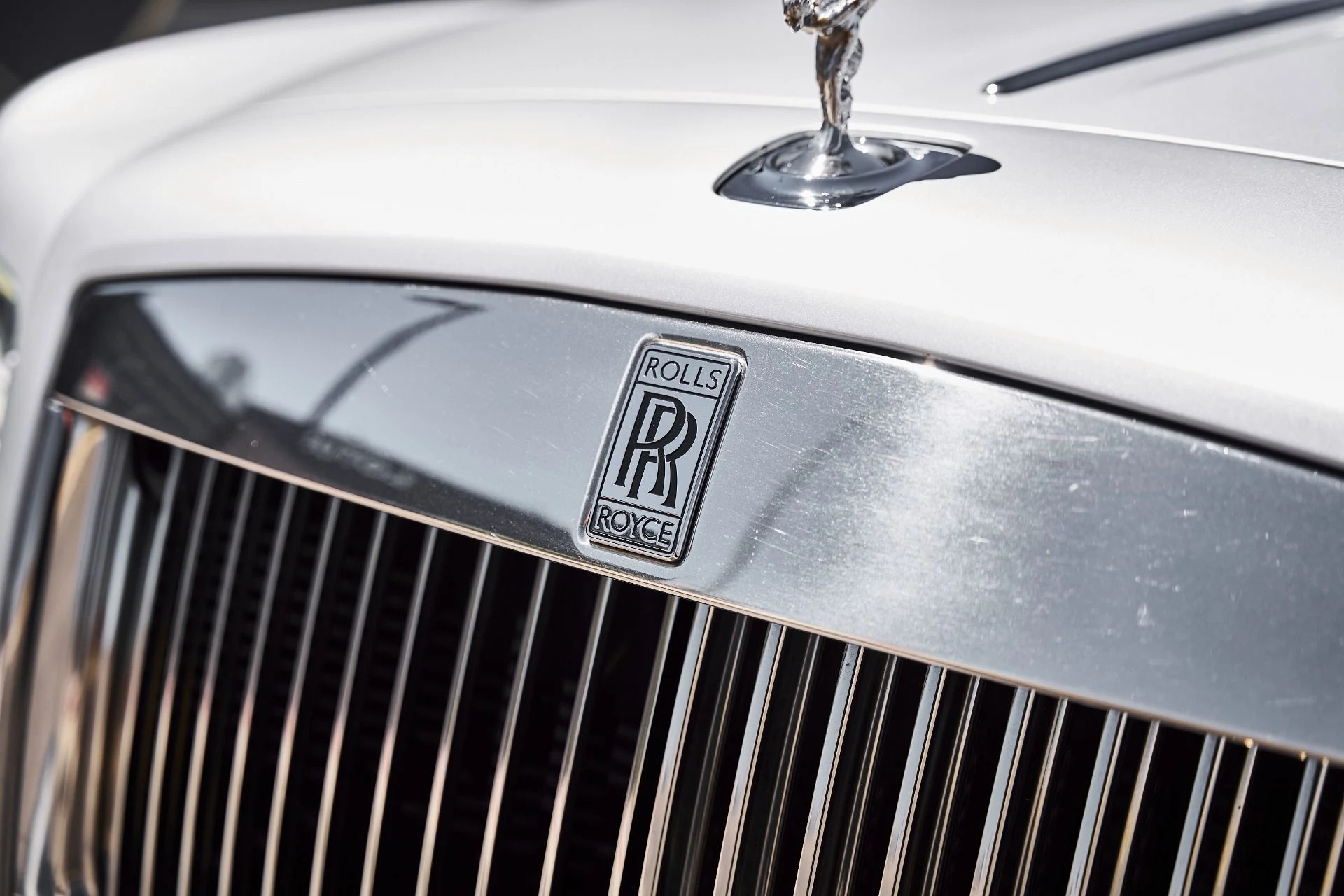 mph007_1093185857_Used_2015_Rolls_Royce_Ghost_Base_1783648139_b330aceb72
