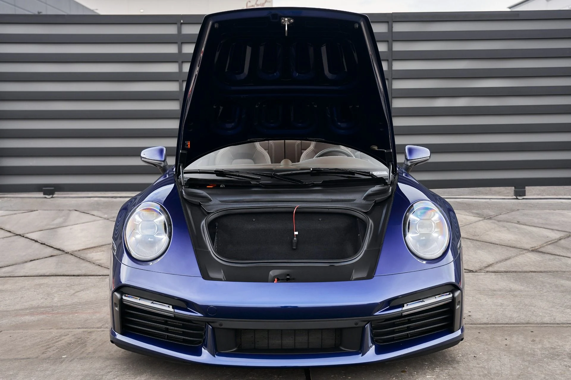 mph007_1094118353_Used_2021_Porsche_911_Turbo_S_1763157426_fe86a6da9a