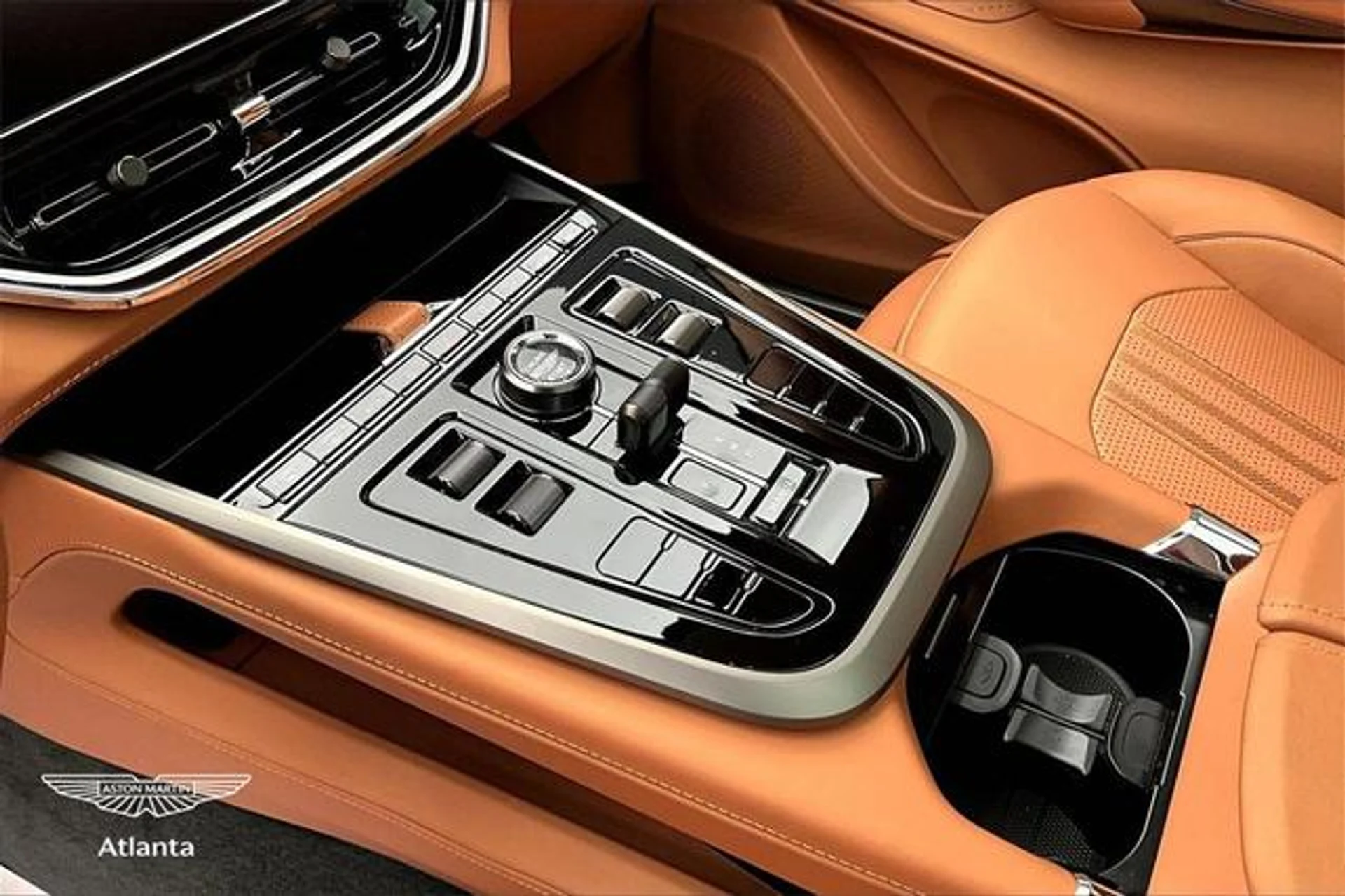 mph007_1095849445_KQ_5lzg_Lm6_Qj_Dv9_JJ_Bzypu_Ew_WAEI_5bb62243c9