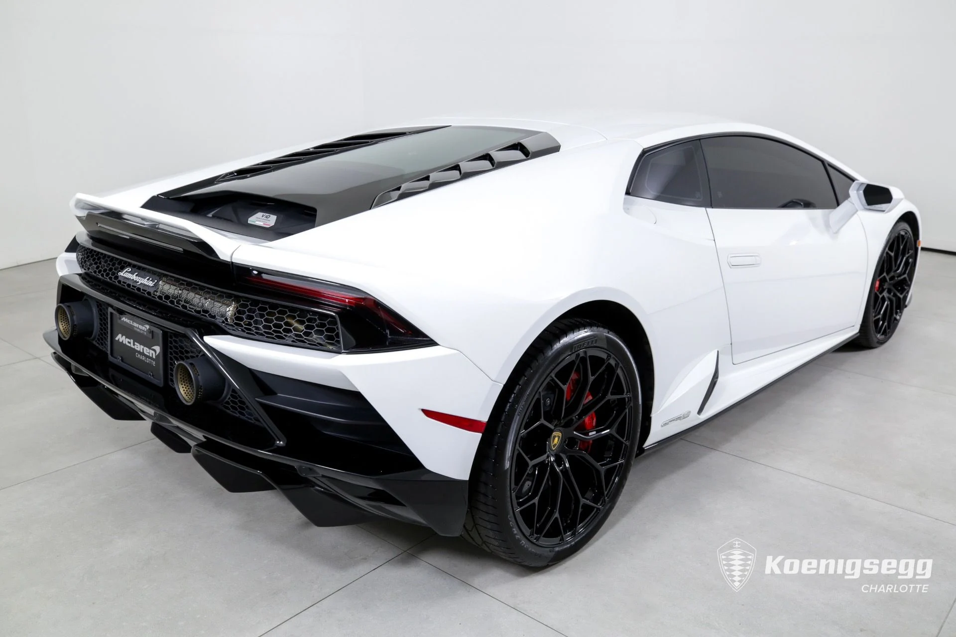 mph007_1099394675_Used_2022_LAMBORGHINI_HURACAN_EVO_1720041211_dd1681010d