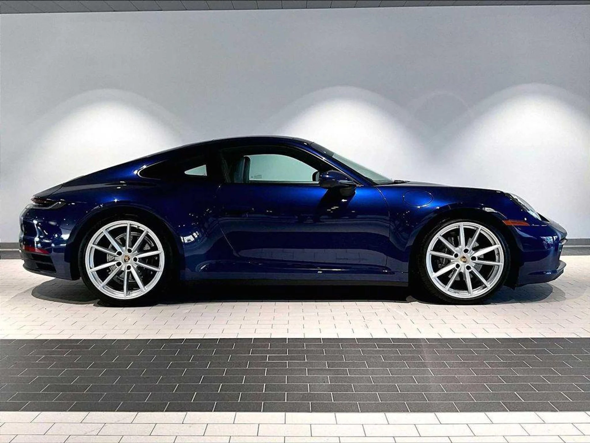 mph007_1105448567_r47szt_S0_Xi_QWXX_3ut_N2_DLG_Ekou4_429dd9fde1