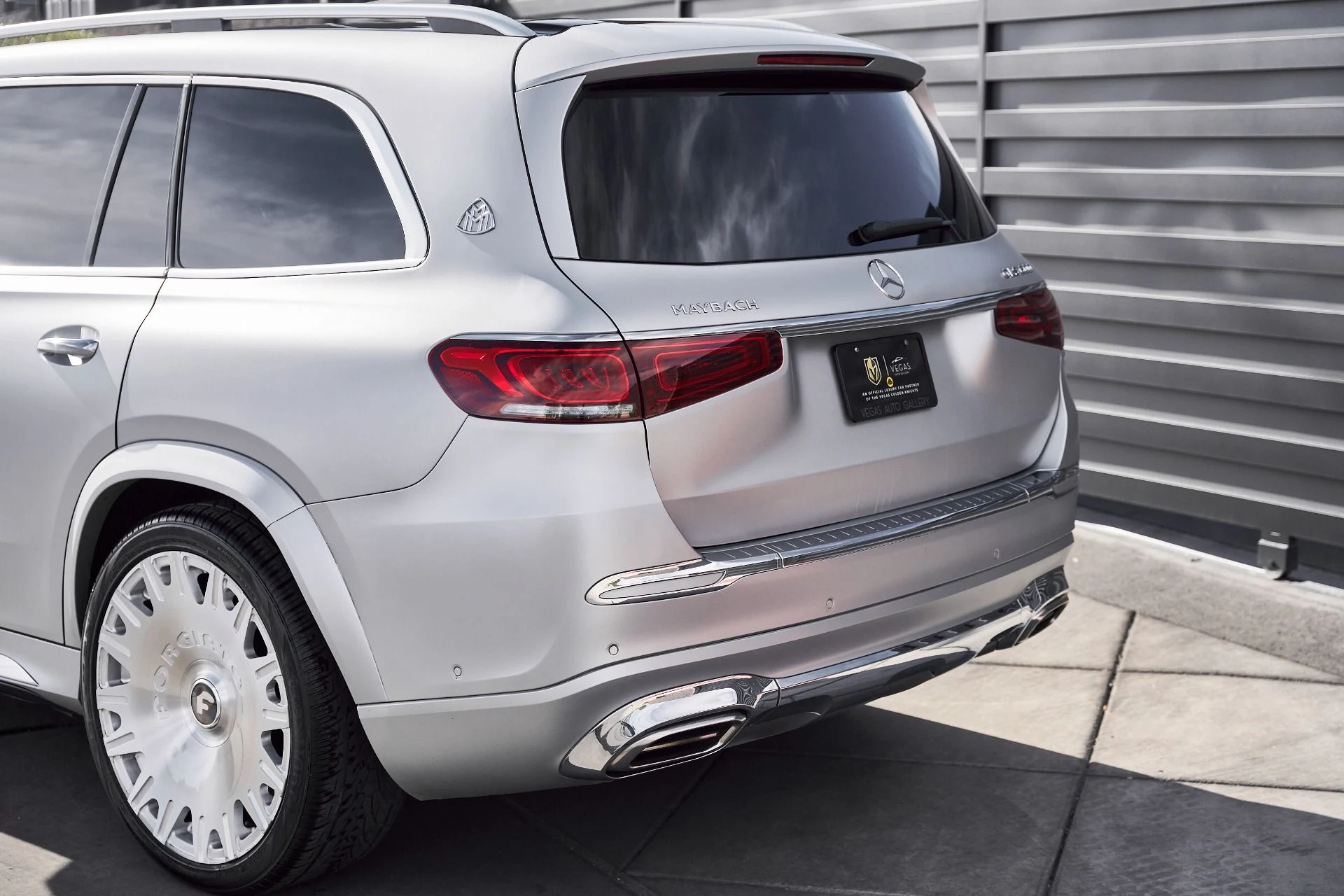 mph007_1120976519_Used_2021_Mercedes_Benz_GLS_Maybach_GLS_600_1768358329_064d4abb7d