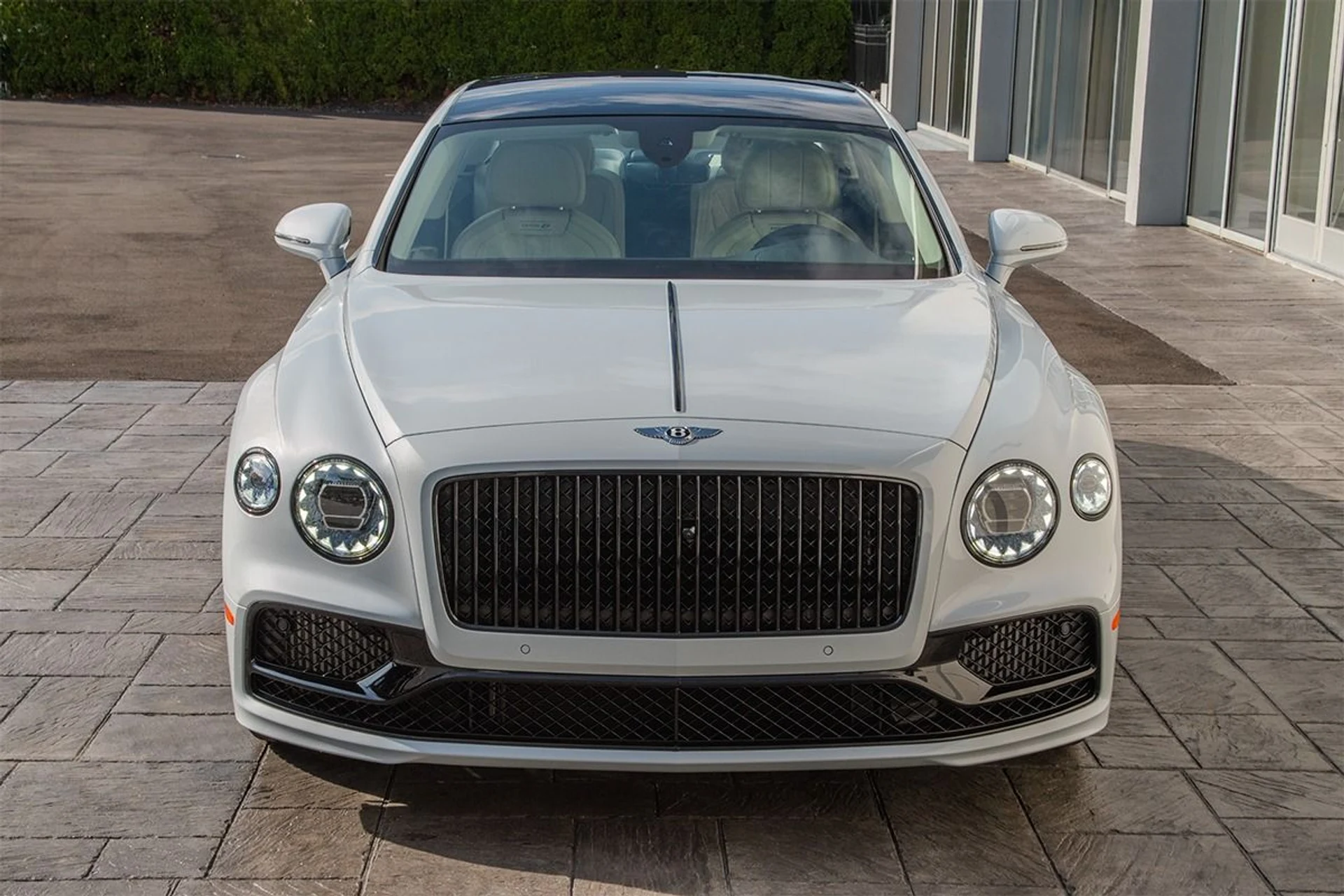 mph007_1122488061_Used_2024_Bentley_Flying_Spur_V8_1730873609_943bb888e6