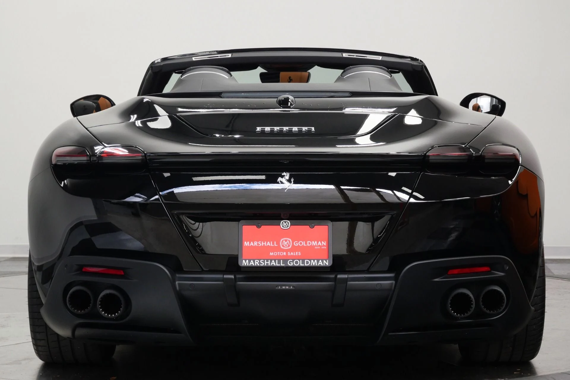 mph007_1123440294_Used_2025_Ferrari_Roma_Spider_Carbon_Fiber_Interior_Trim_Low_Miles_1784064795_47f42021c3