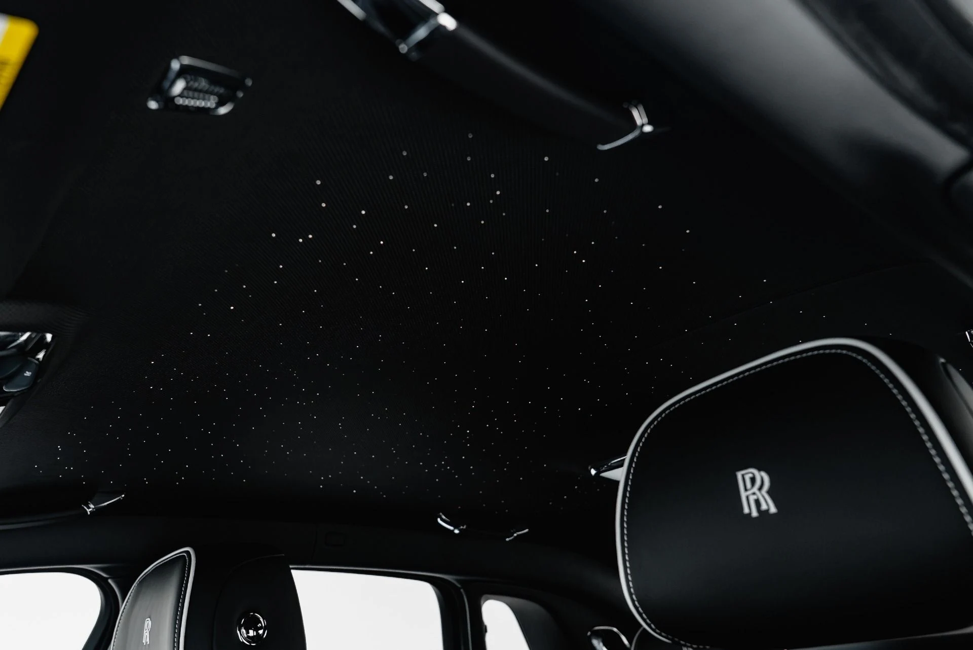 mph007_1126392496_Used_2022_Rolls_Royce_Ghost_1784162749_a44529b3ec