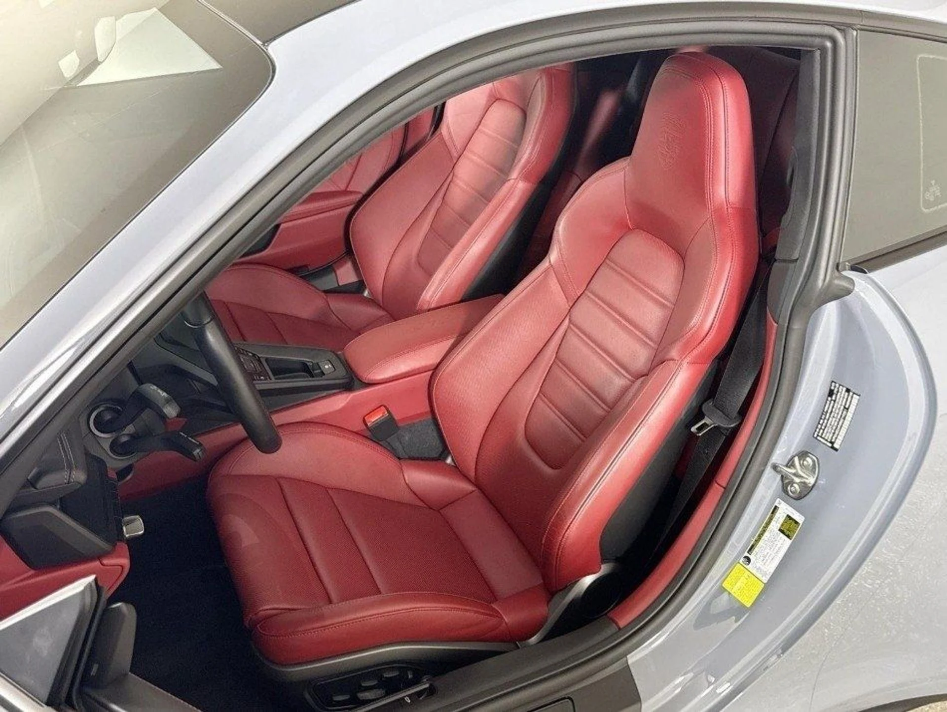 mph007_1132236421_40ed490331134bb4e5c1edf5db3cc0eex_dcbe85920a