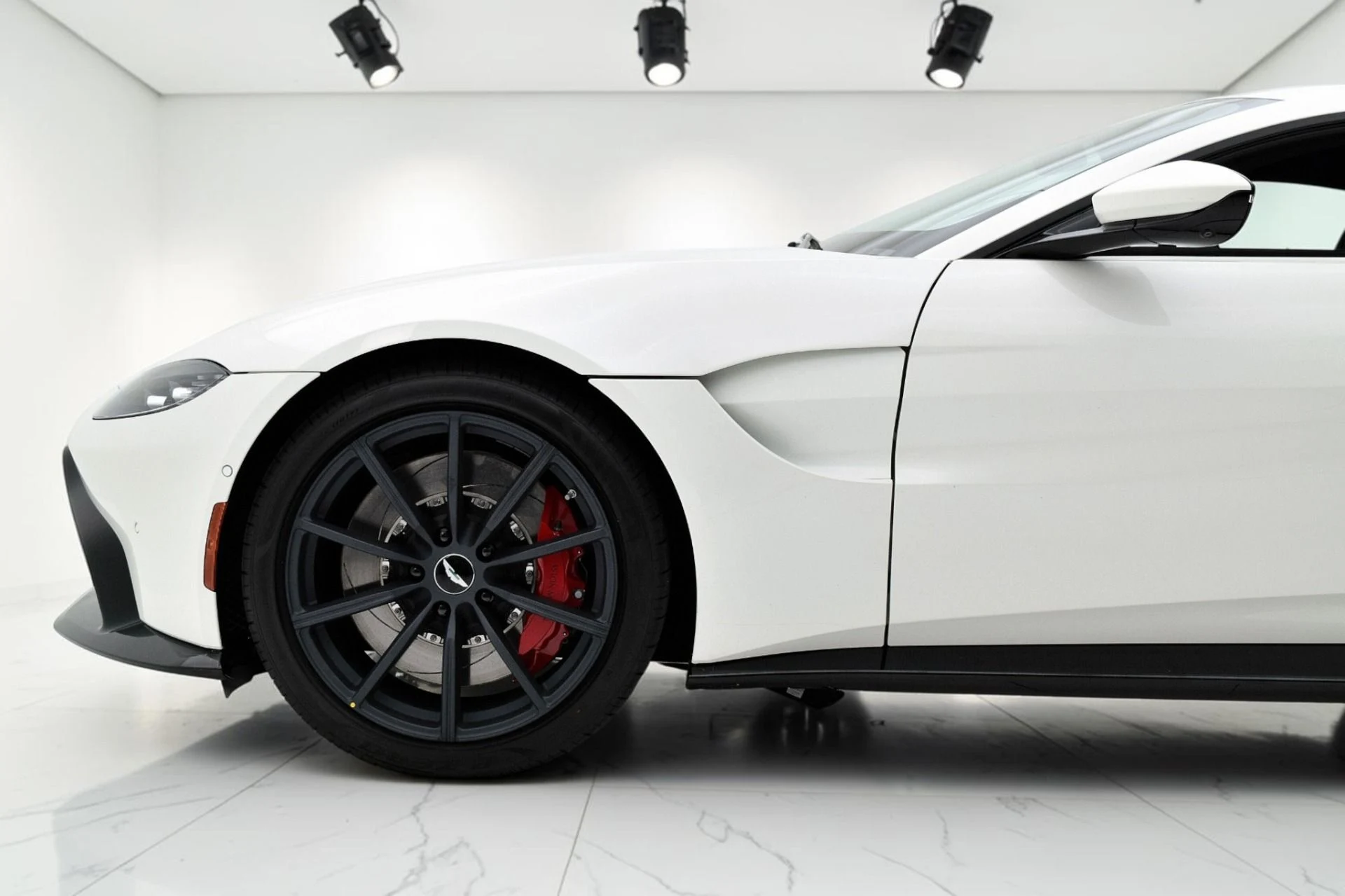 mph007_1137735881_Used_2020_Aston_Martin_Vantage_Coupe_fc7436864d
