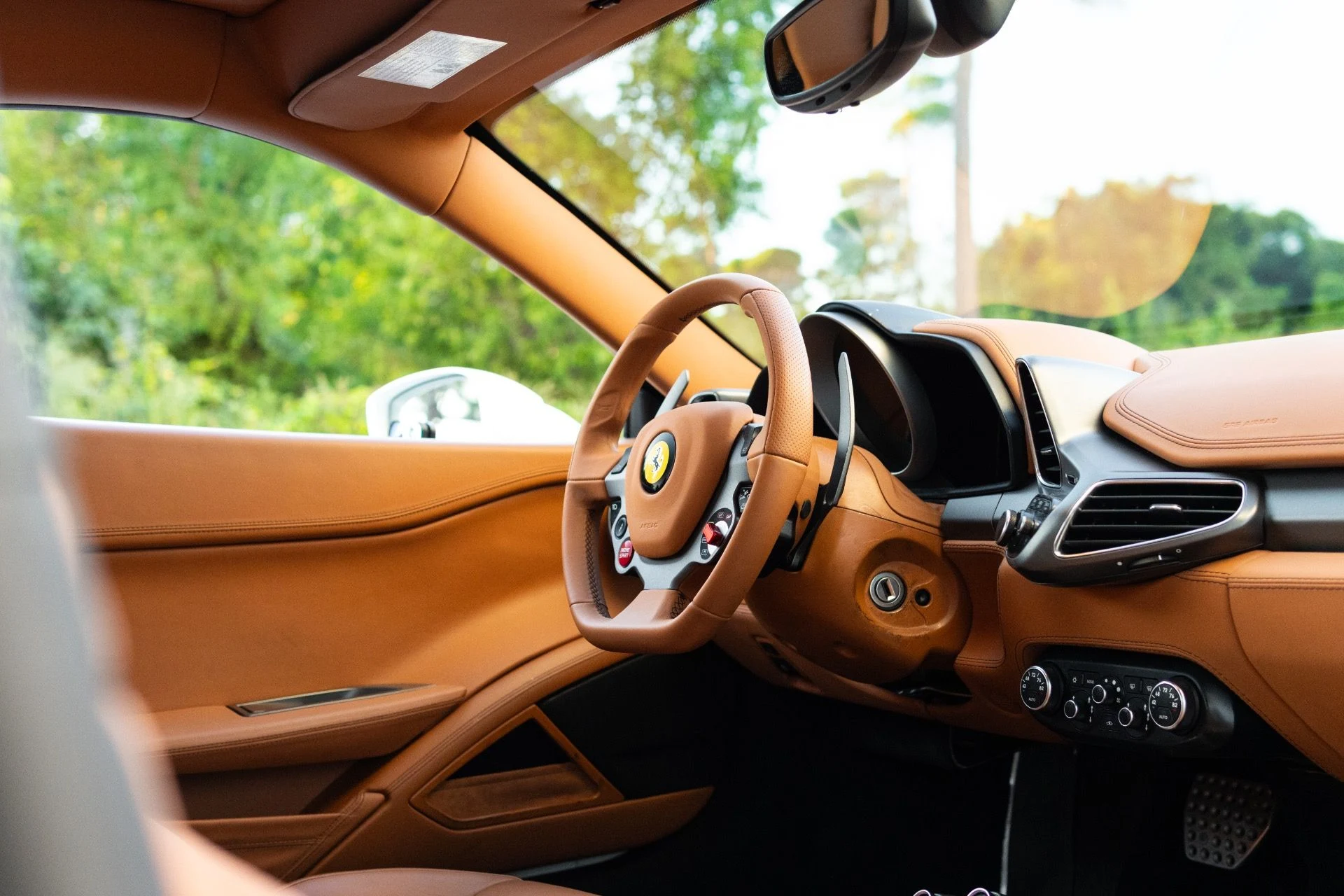 mph007_1137747941_Used_2011_Ferrari_458_Italia_1767072151_577a2b424a