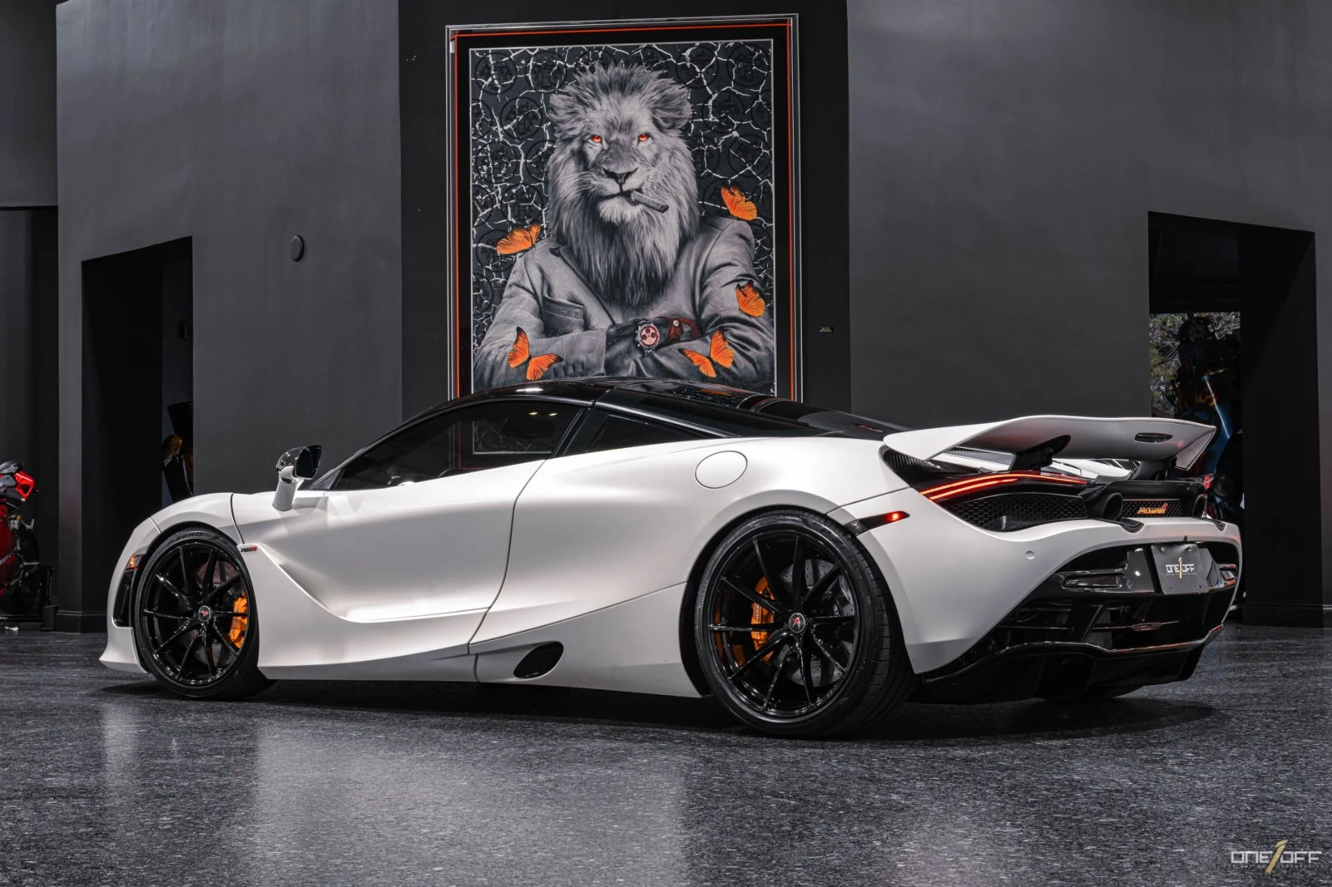 mph007_1150319190_Used_2018_Mc_Laren_720_S_Performance_Massive_360_K_MSRP_Wrapped_Matte_White_1768950620_3221e55afb