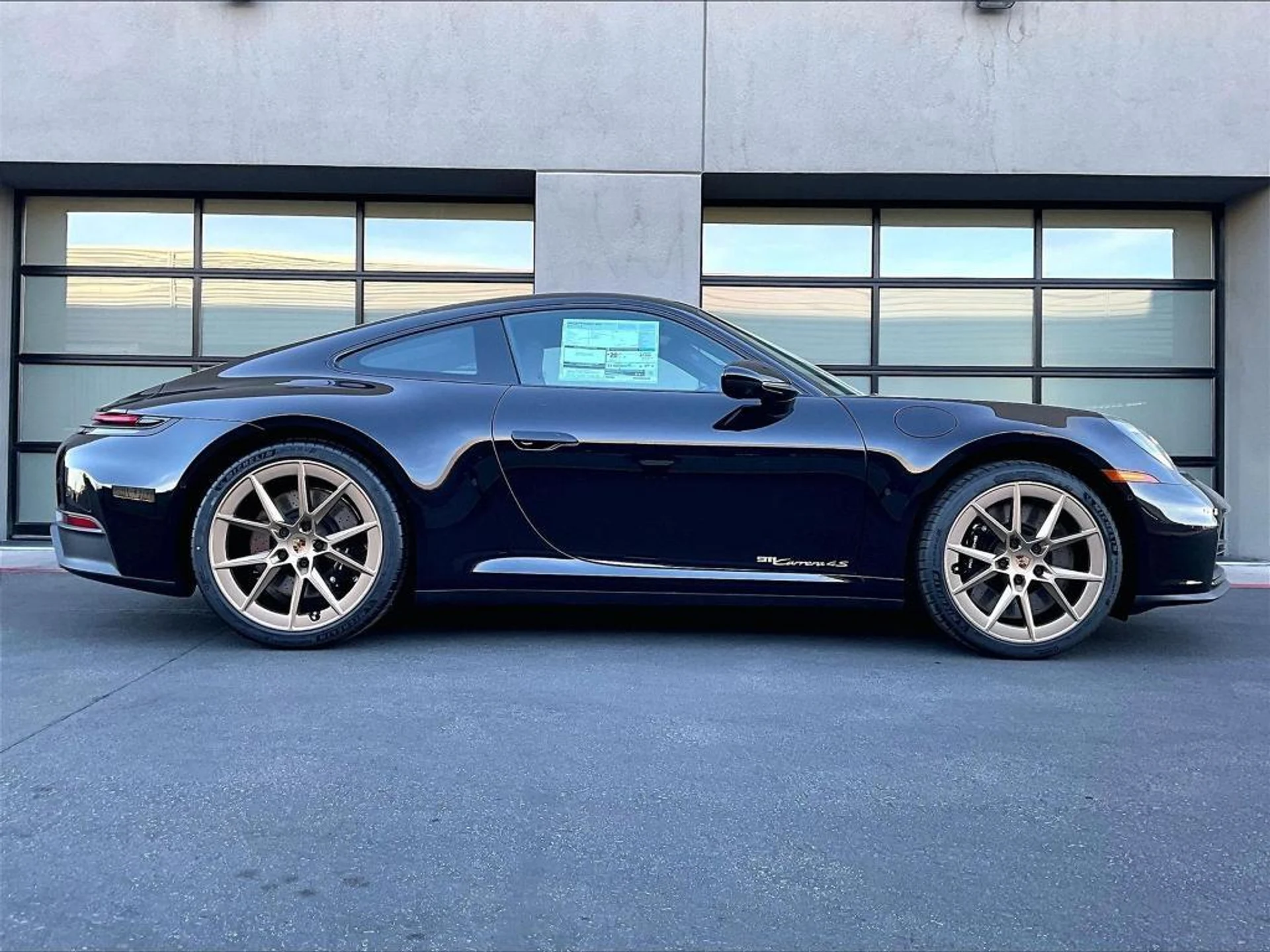 mph007_1153714923_Eql_Xsa_Z_Uu_Yff_T_k_OU_0_P_Wa_Z_Lo_1_M_a969ea8310