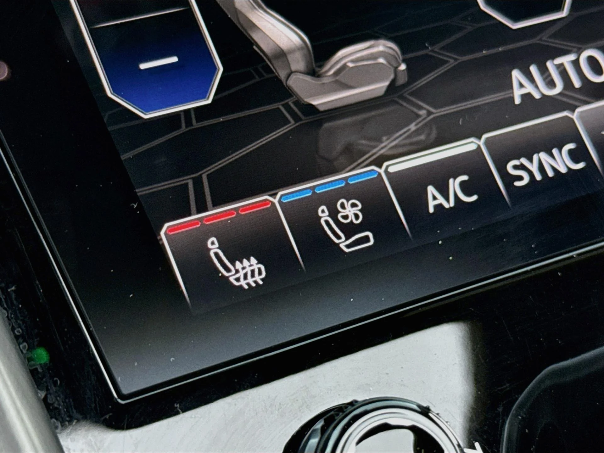 mph007_1155883953_Used_2022_Lamborghini_Urus_1786409423_485b5bef29