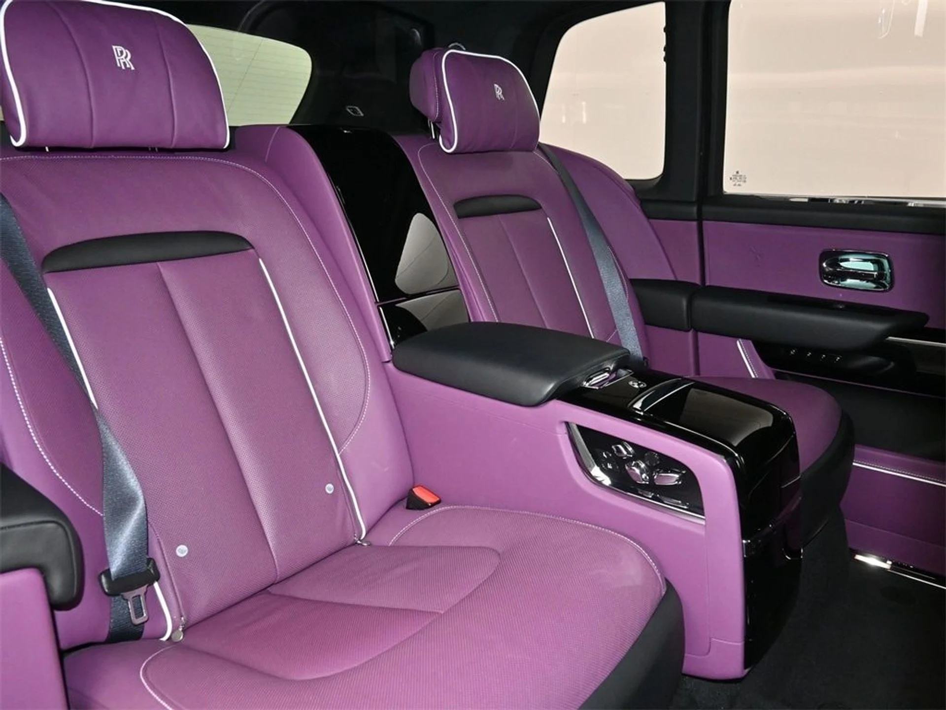 mph007_116526003_80b9f2bb9201b0f348959c5081353a70x_8ab7cbba19