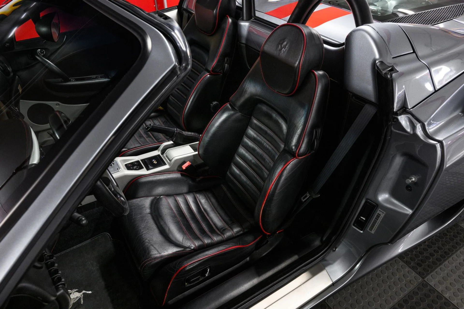 mph007_1167063876_2001_Ferrari_360_Spider_7_a26a6dbdda