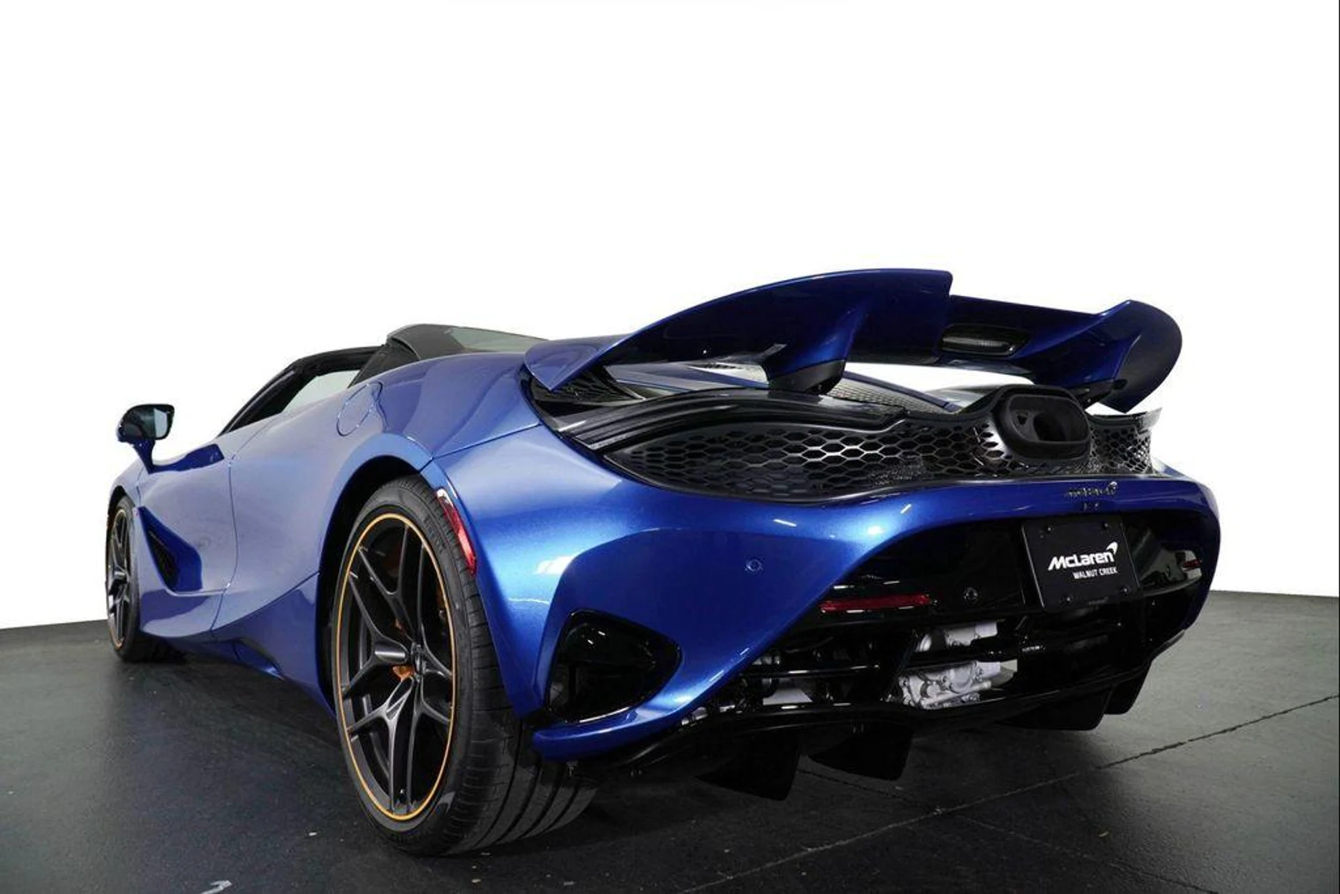 mph007_1178286670_a_l_Yw_LN_Aohuv_A_Td_Fa60s_CH_Dt_GI_8_81af951ca9