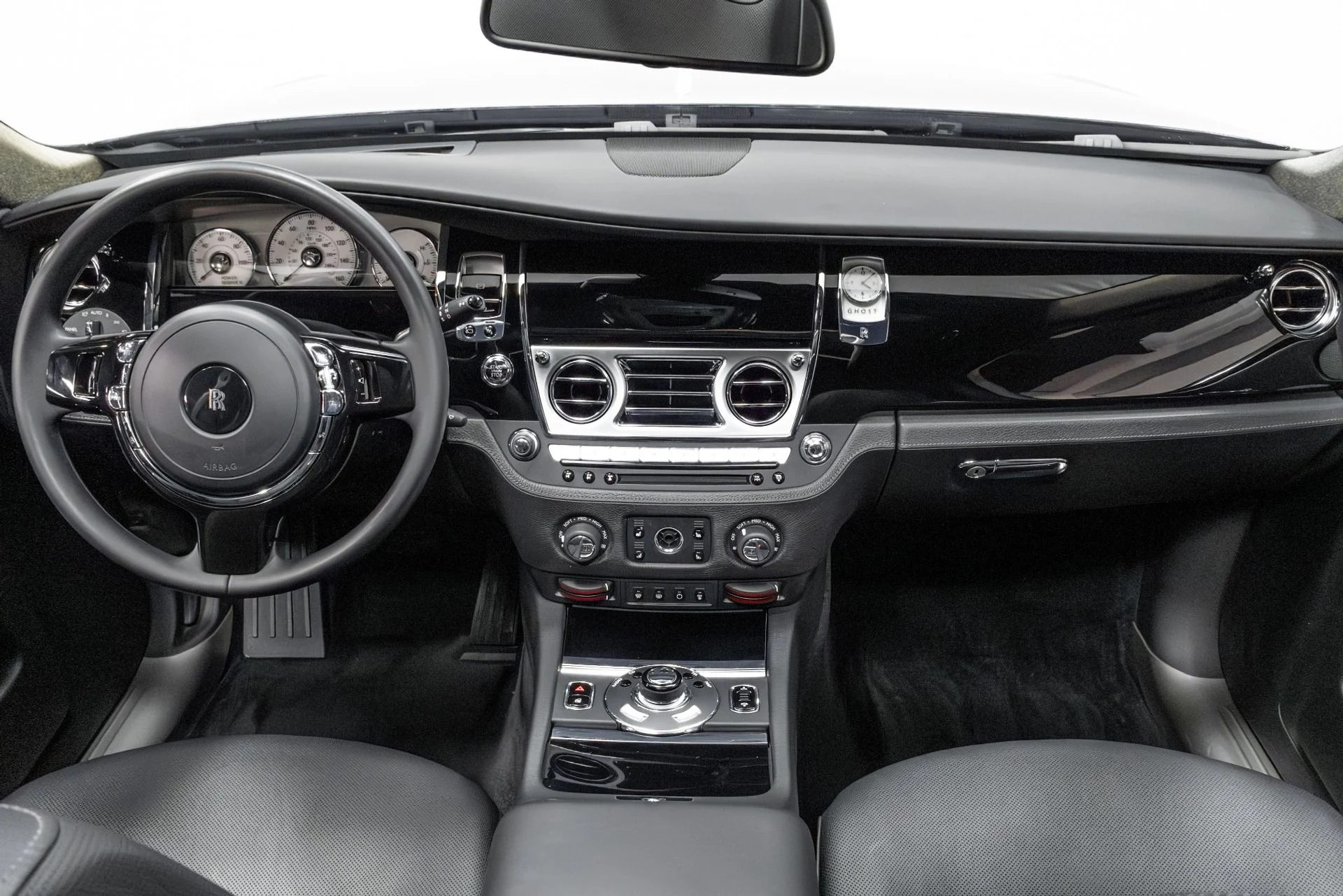 mph007_1182143061_Used_2011_Rolls_Royce_Ghost_Base_1762877304_88cbedc4cc