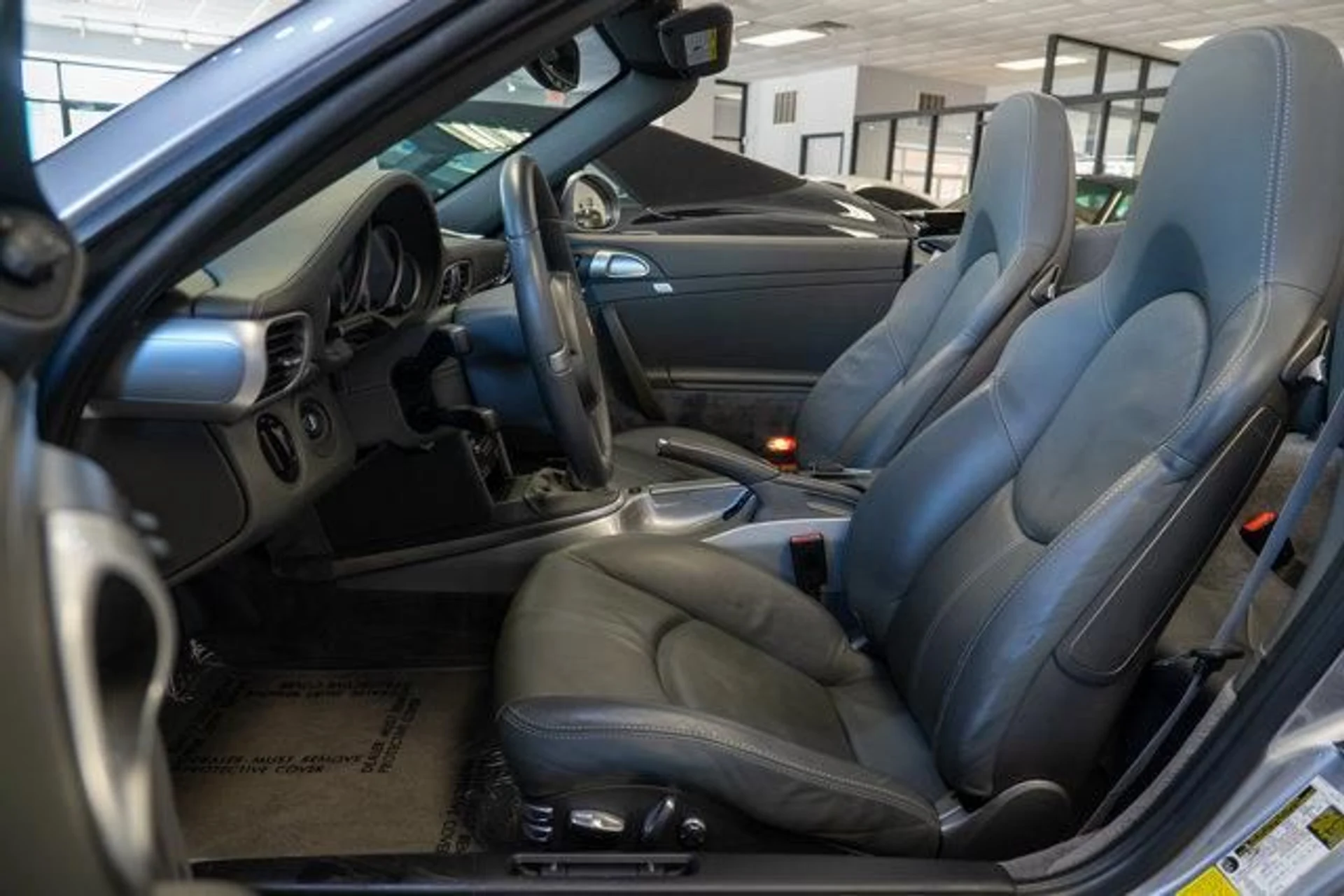 mph007_1182275372_r_HN_Xilw_KM_Wy_eg9_QN_u5_Cjndx_BI_3c0a51ee81