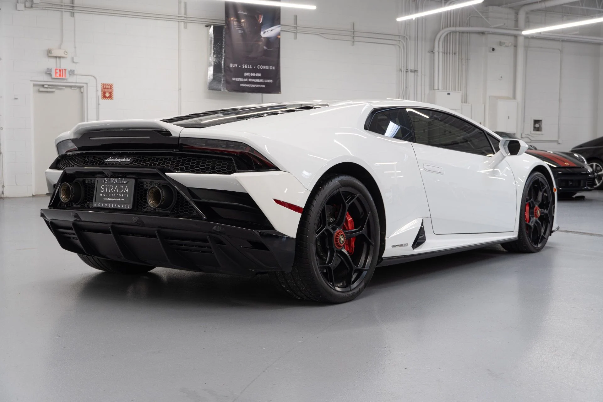 mph007_1182380985_Used_2020_Lamborghini_Huracan_EVO_1763065961_f18bab1c3d