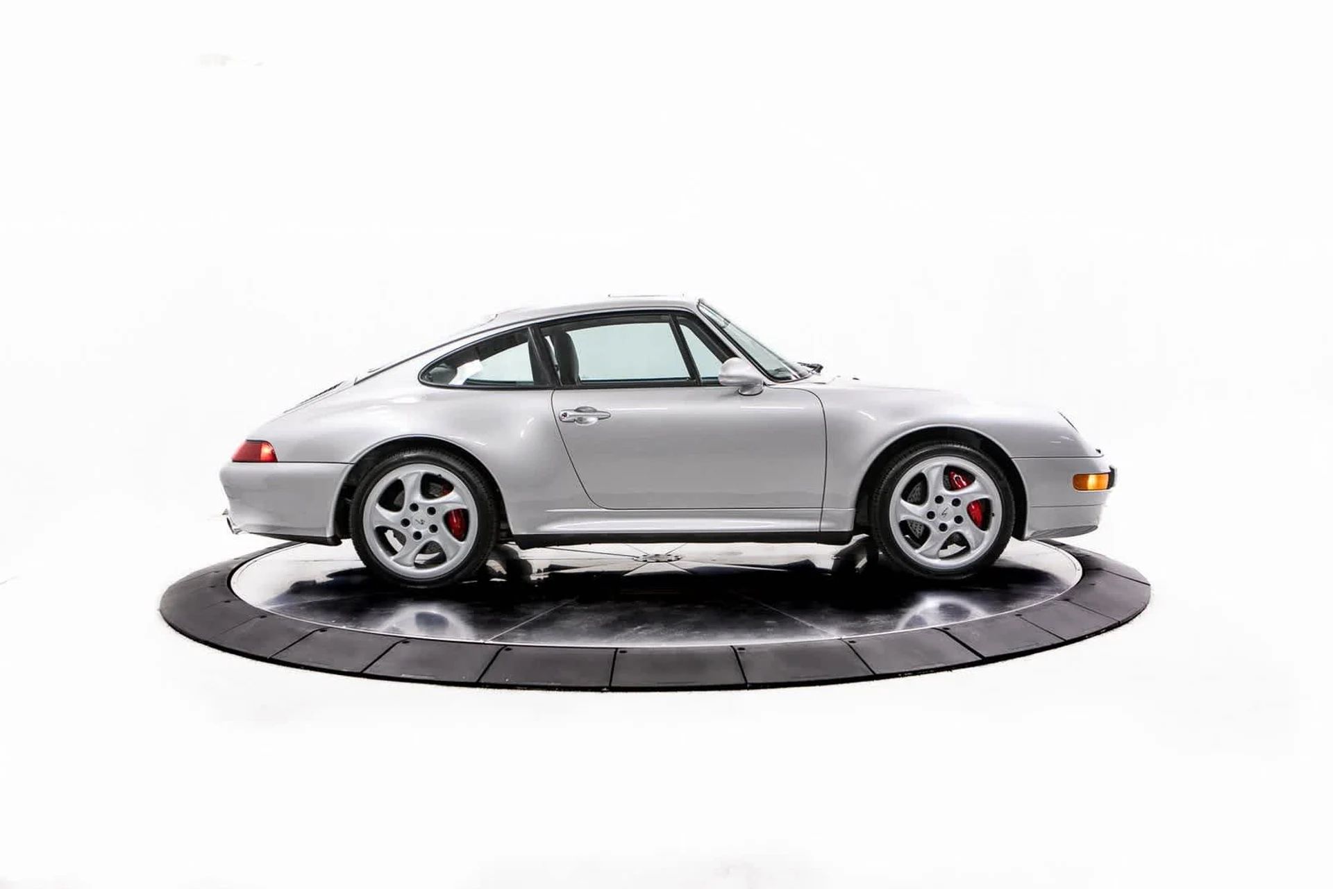 mph007_1182464882_09b83f7834a50d97273a80a43e0c0c15x_f742c91412