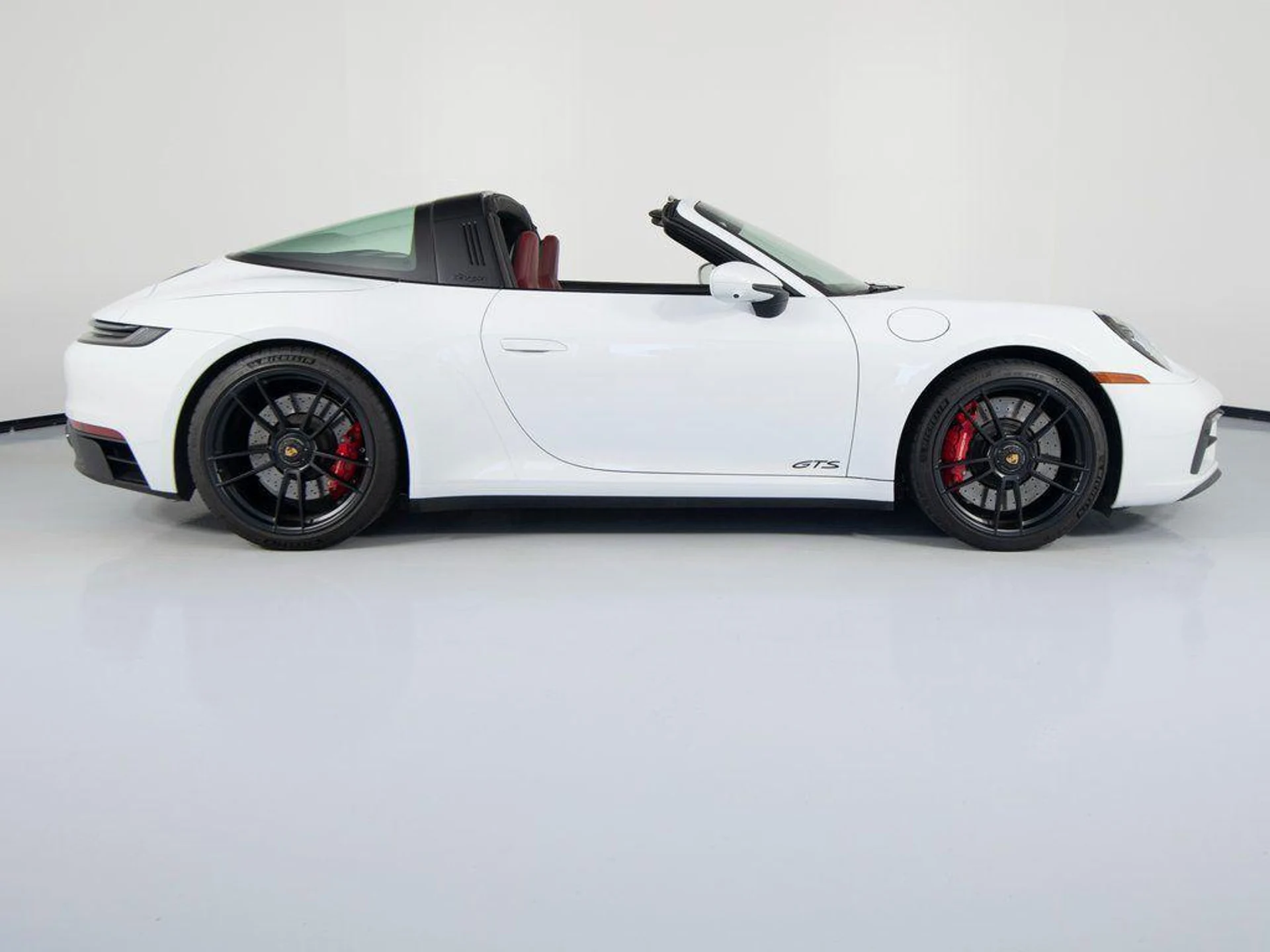 mph007_1183877155_p_G_Lk1_G9rjjm_KFQDO_Hcs_U61_R1_Wwo_f94992c24e