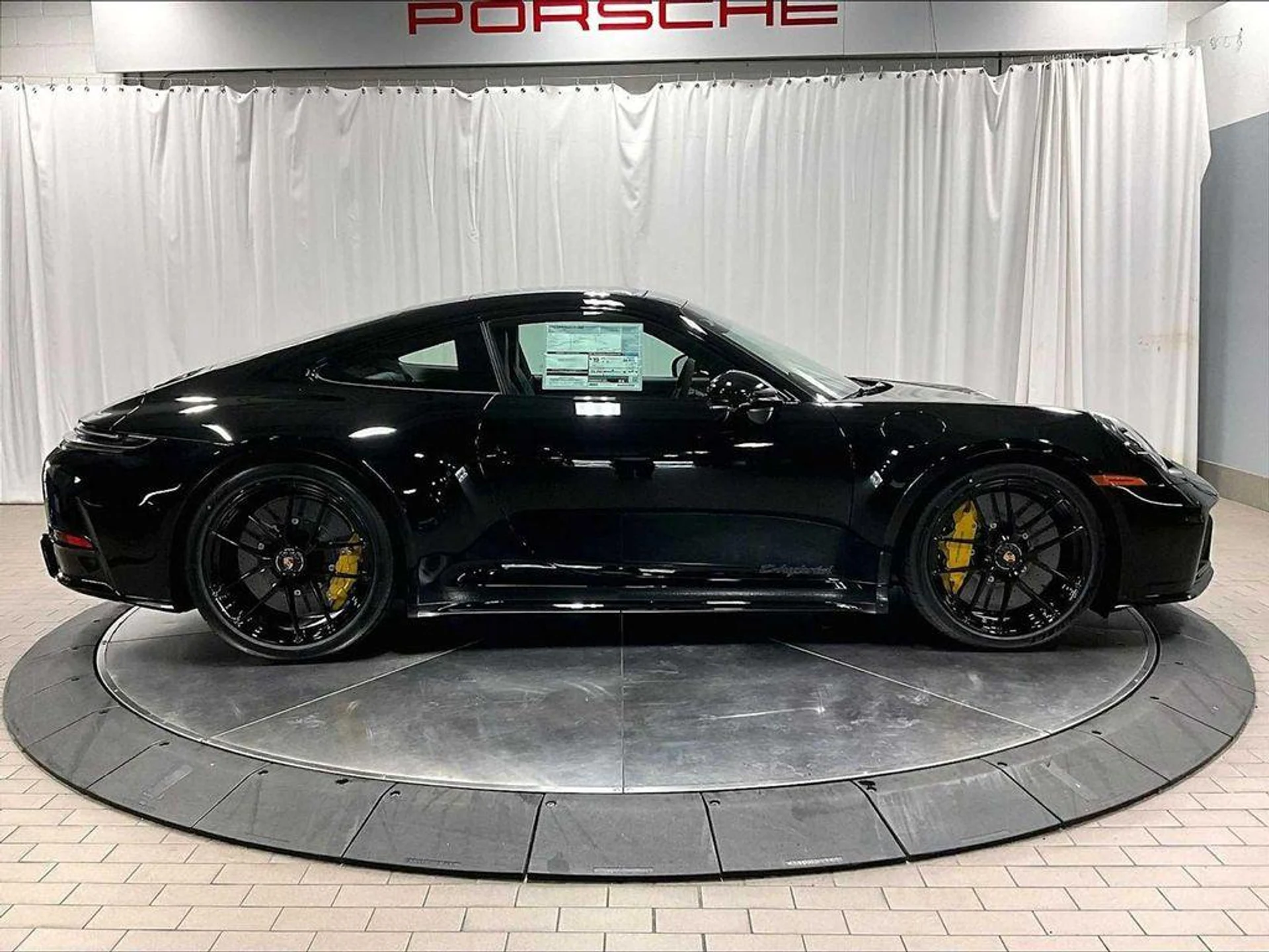 mph007_1185417828_Zzq0_E_Ja_YCHF_Jw3_B_Izip_CLT_3_M7x_I_454c278fd4