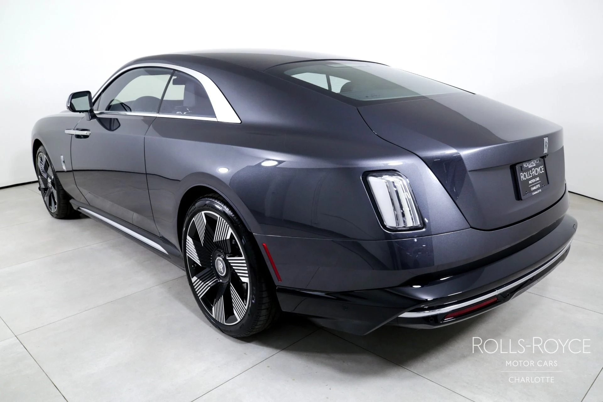 mph007_1190852697_Used_2024_Rolls_Royce_Spectre_1742932757_e7d0c91741