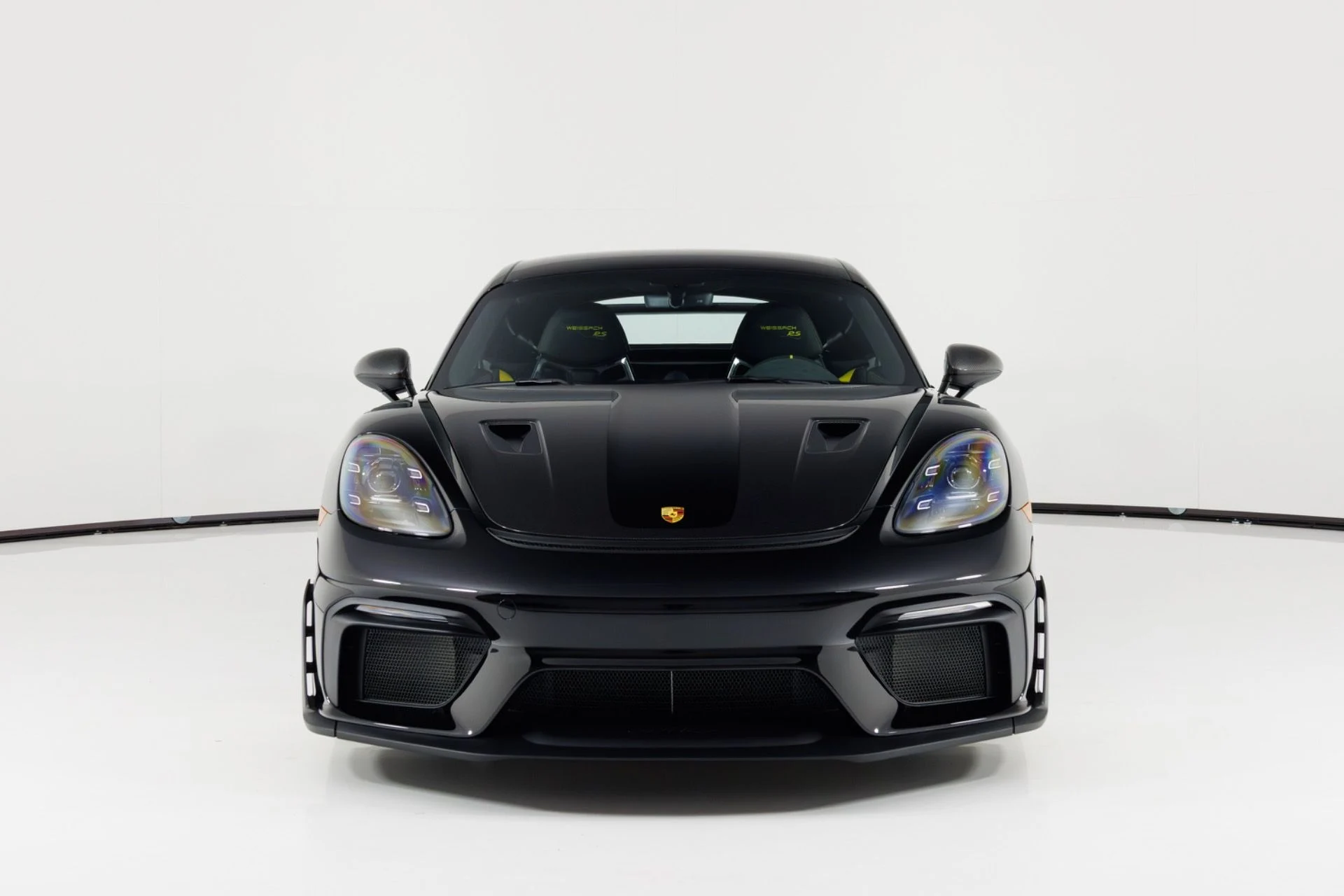 mph007_1213378986_Used_2025_Porsche_718_Cayman_GT_4_RS_1774365211_2d3f2fda3d