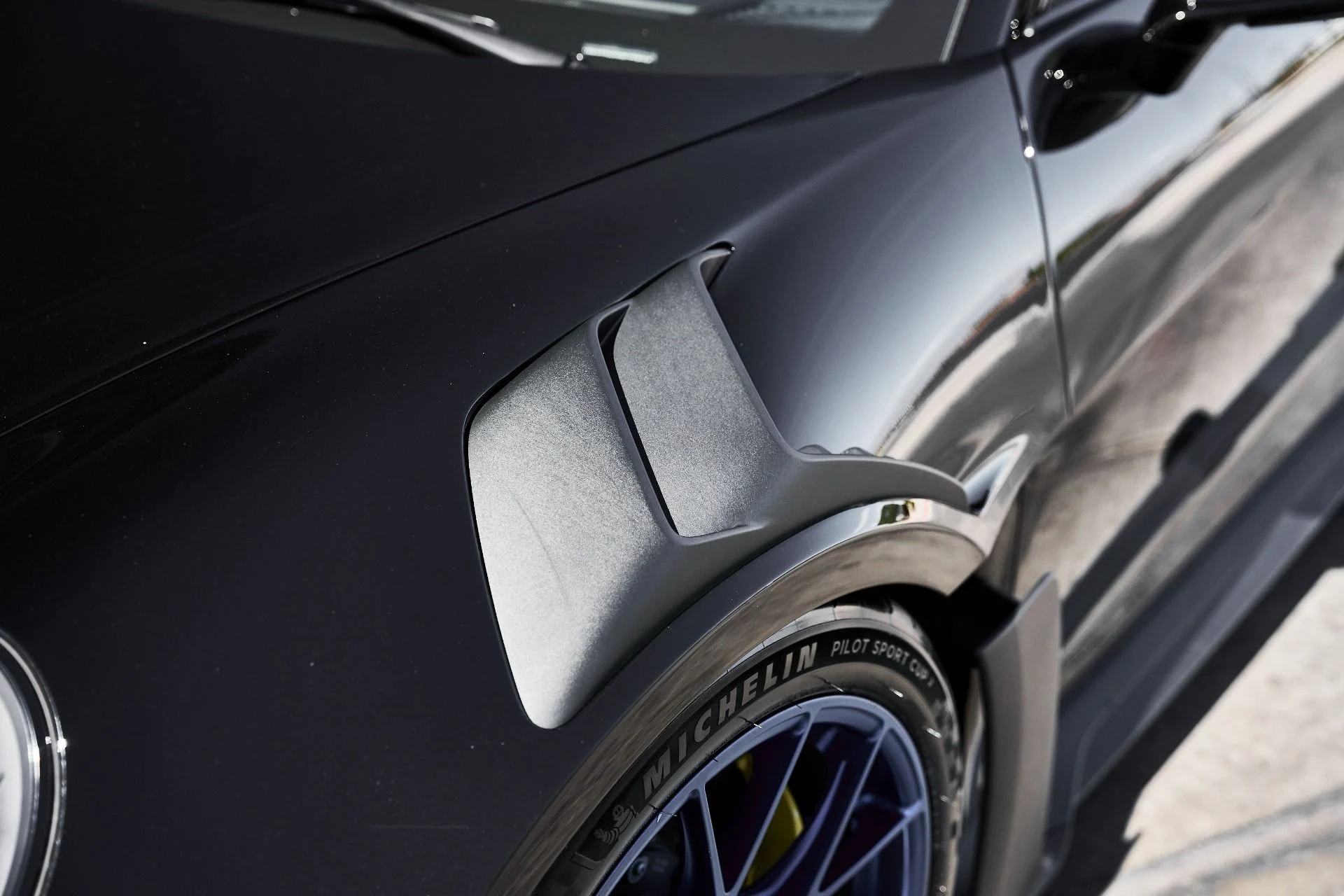 mph007_1219906785_Used_2024_Porsche_911_GT_3_RS_1775094494_f685296b5c