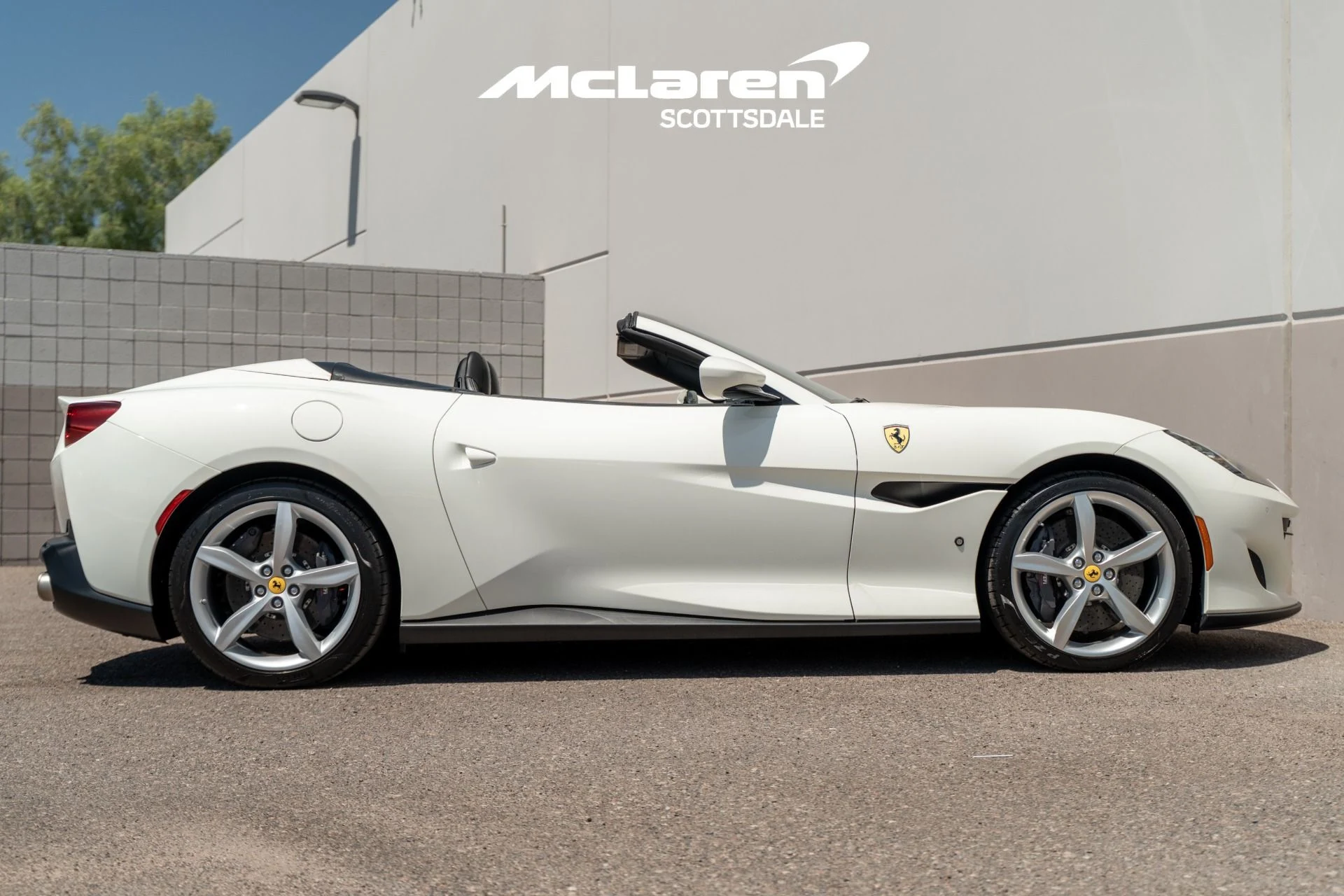 mph007_1222936905_Used_2019_FERRARI_PORTOFINO_1756697939_567ef62643