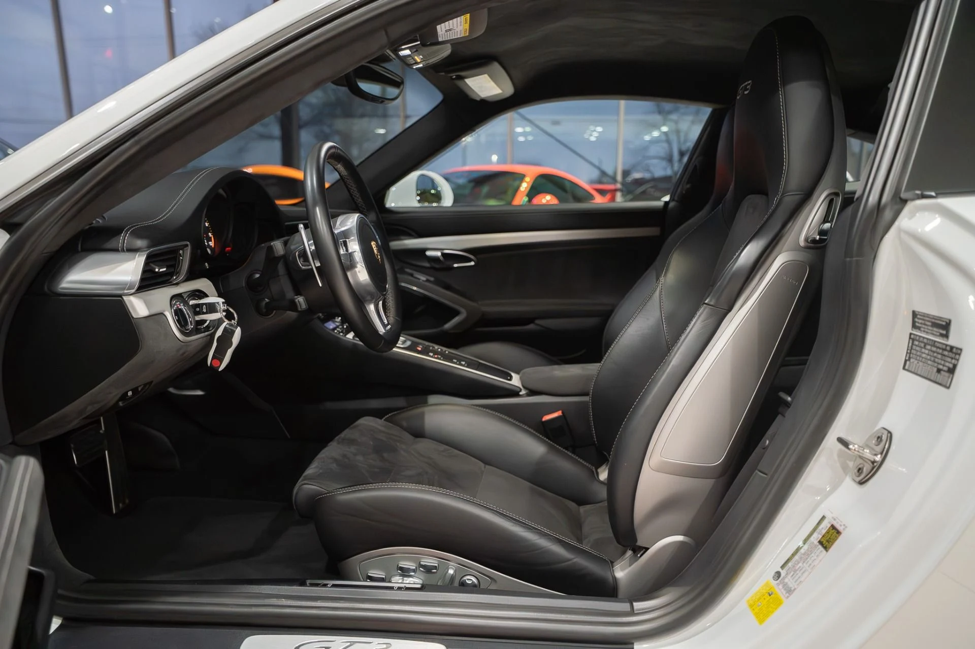 mph007_1223449997_13450_p8_l_7e74f33715