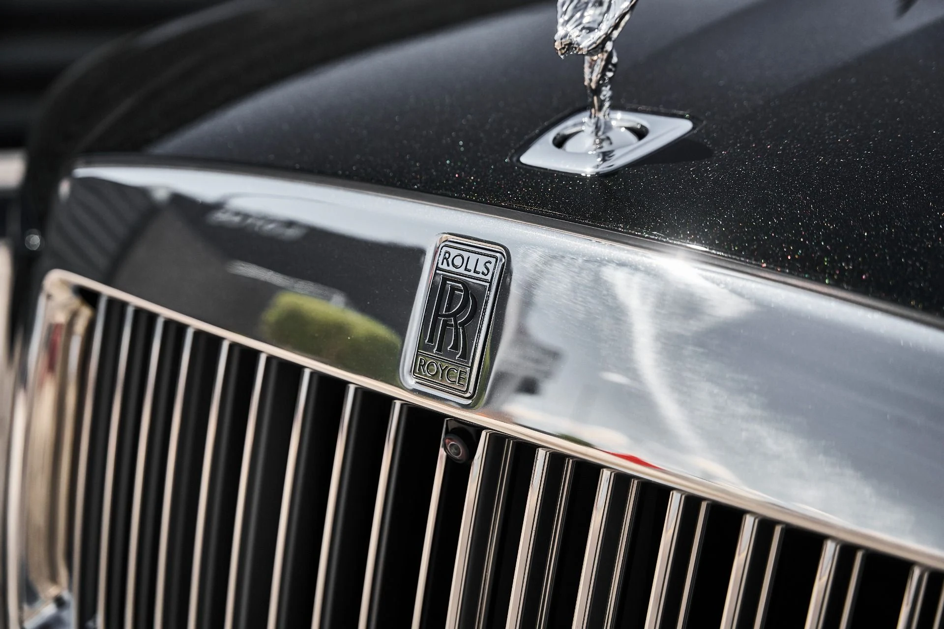 mph007_122431383_Used_2023_Rolls_Royce_Ghost_Base_1781657295_0638284940