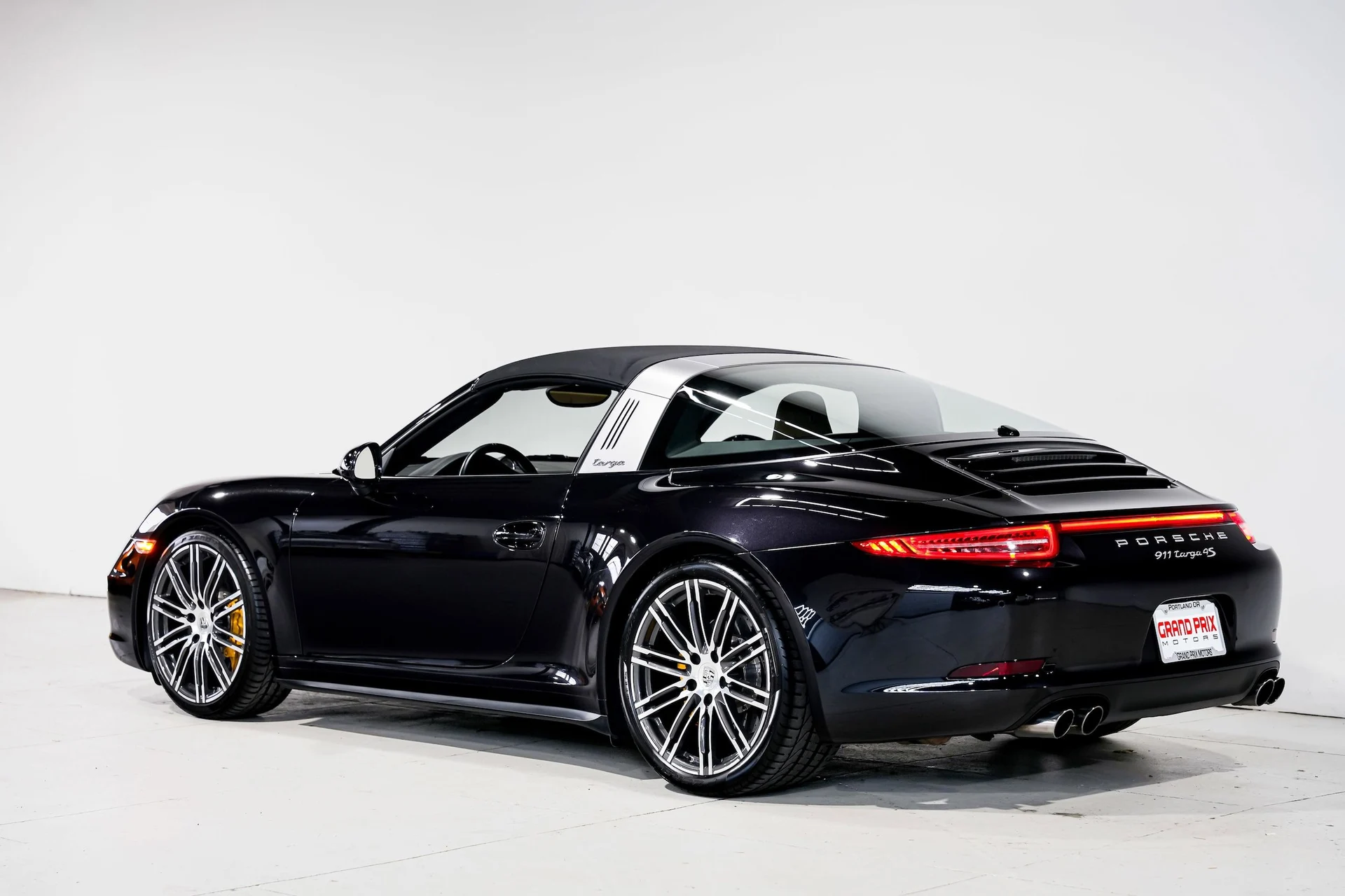 mph007_1225537118_a8869eba4399726e51b326cd3b9f3df5x_4b8c282542