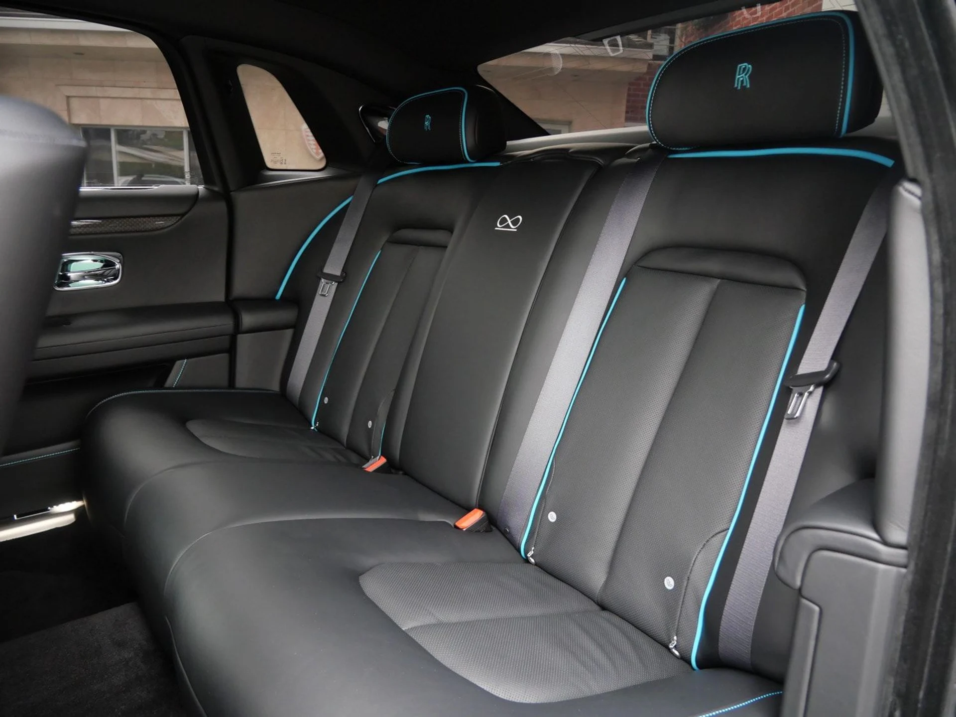 mph007_122820010_d826374e53db44b98099eafa651322a3_07fe2d4a41