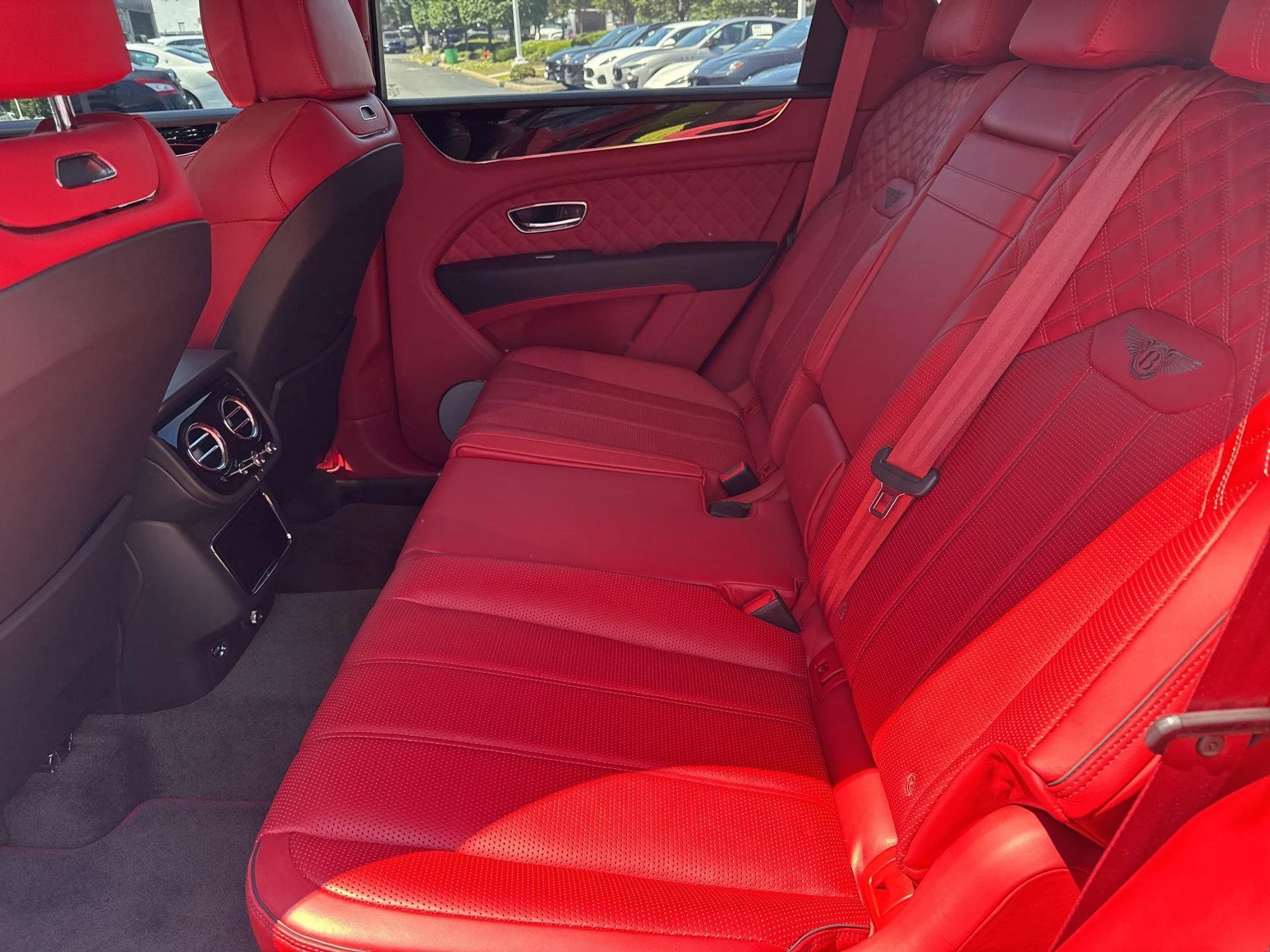 mph007_1230230556_Used_2022_Bentley_Bentayga_Speed_1754813543_8c0d83bb29