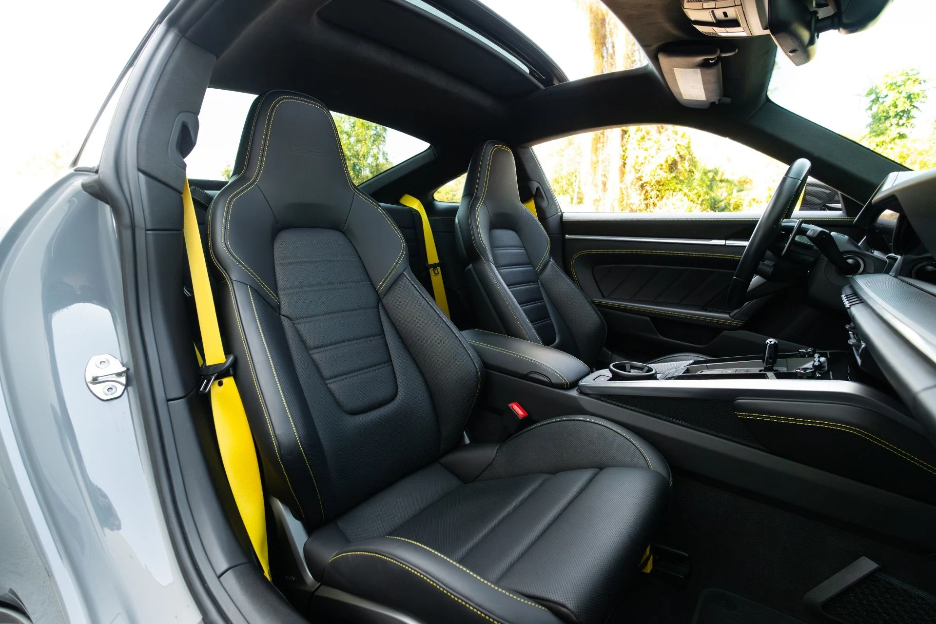 mph007_1230279644_Used_2023_Porsche_911_Turbo_1772073632_ac40fb3996