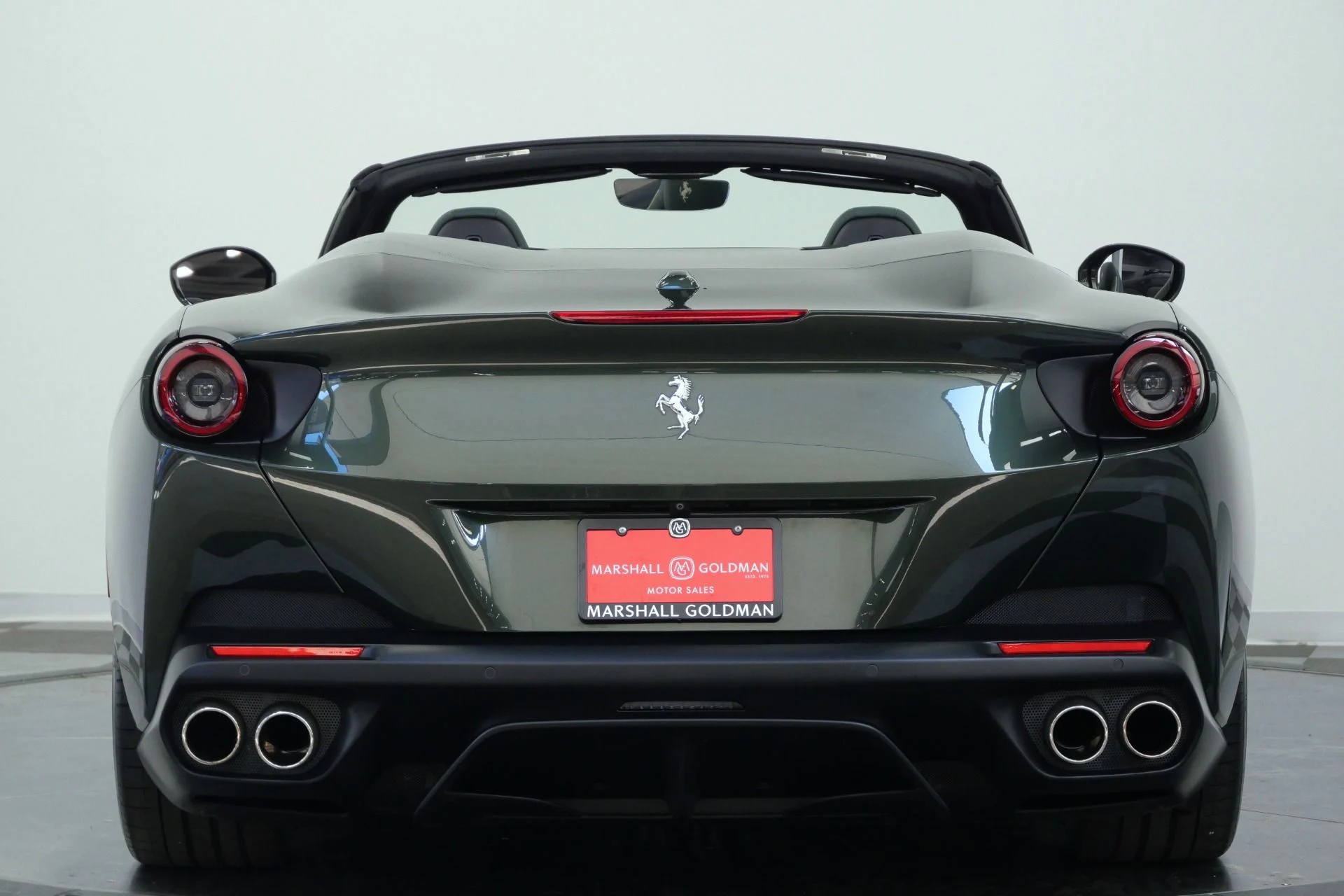 mph007_1239114232_Used_2019_Ferrari_Portofino_Tailor_Made_in_NYC_Unique_Exterior_and_Interior_Colors_Amazing_1779827037_cb3a0d8ad0