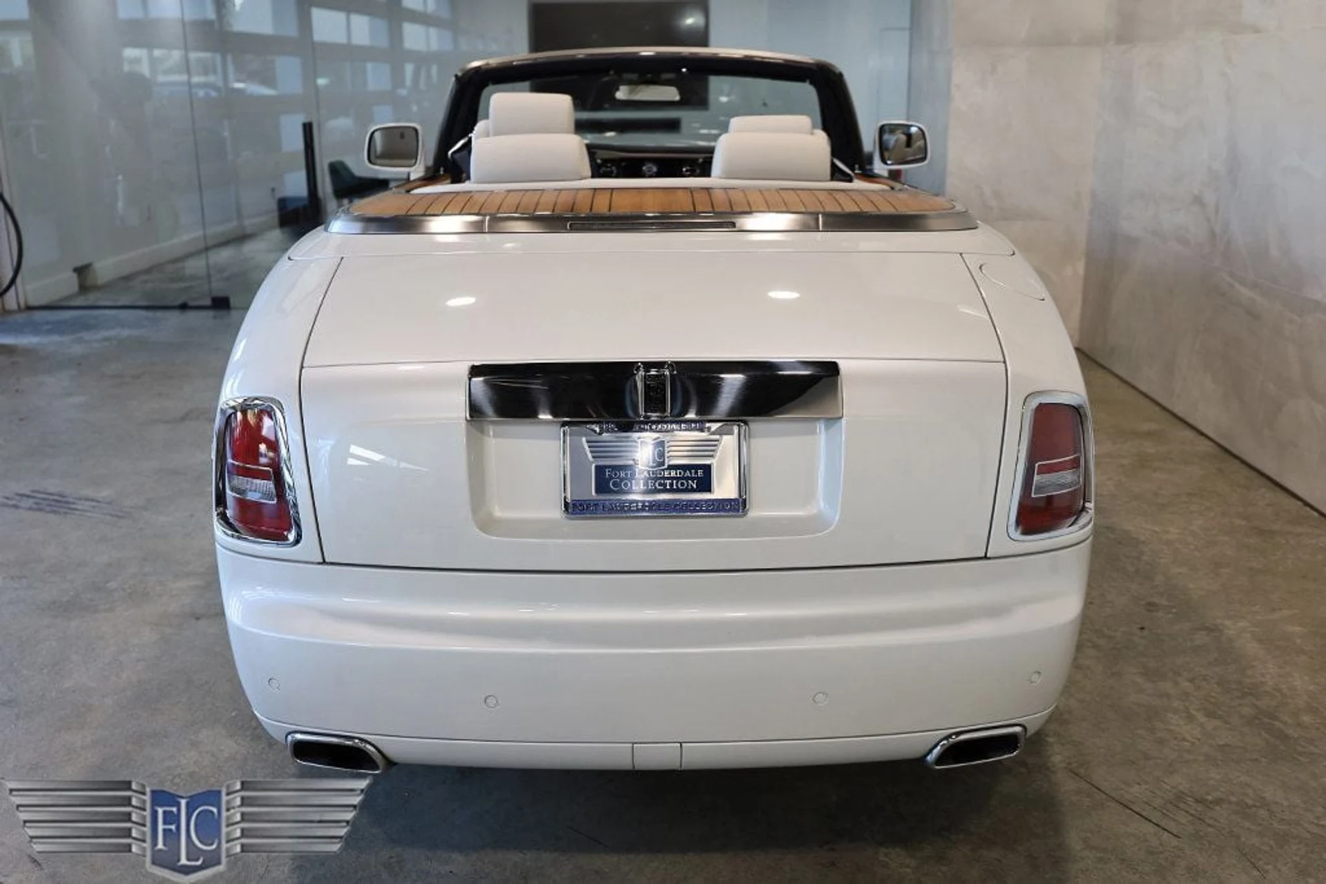 mph007_1244864184_used_2017_rolls_royce_phantom_dropheadcoupe_9689_22945304_8_1024_75283ac54e