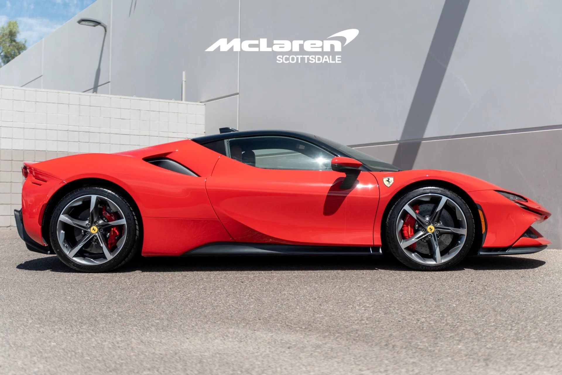 mph007_1249304830_Used_2022_FERRARI_SF_90_STRADALE_1780097591_df8b8ac4ed
