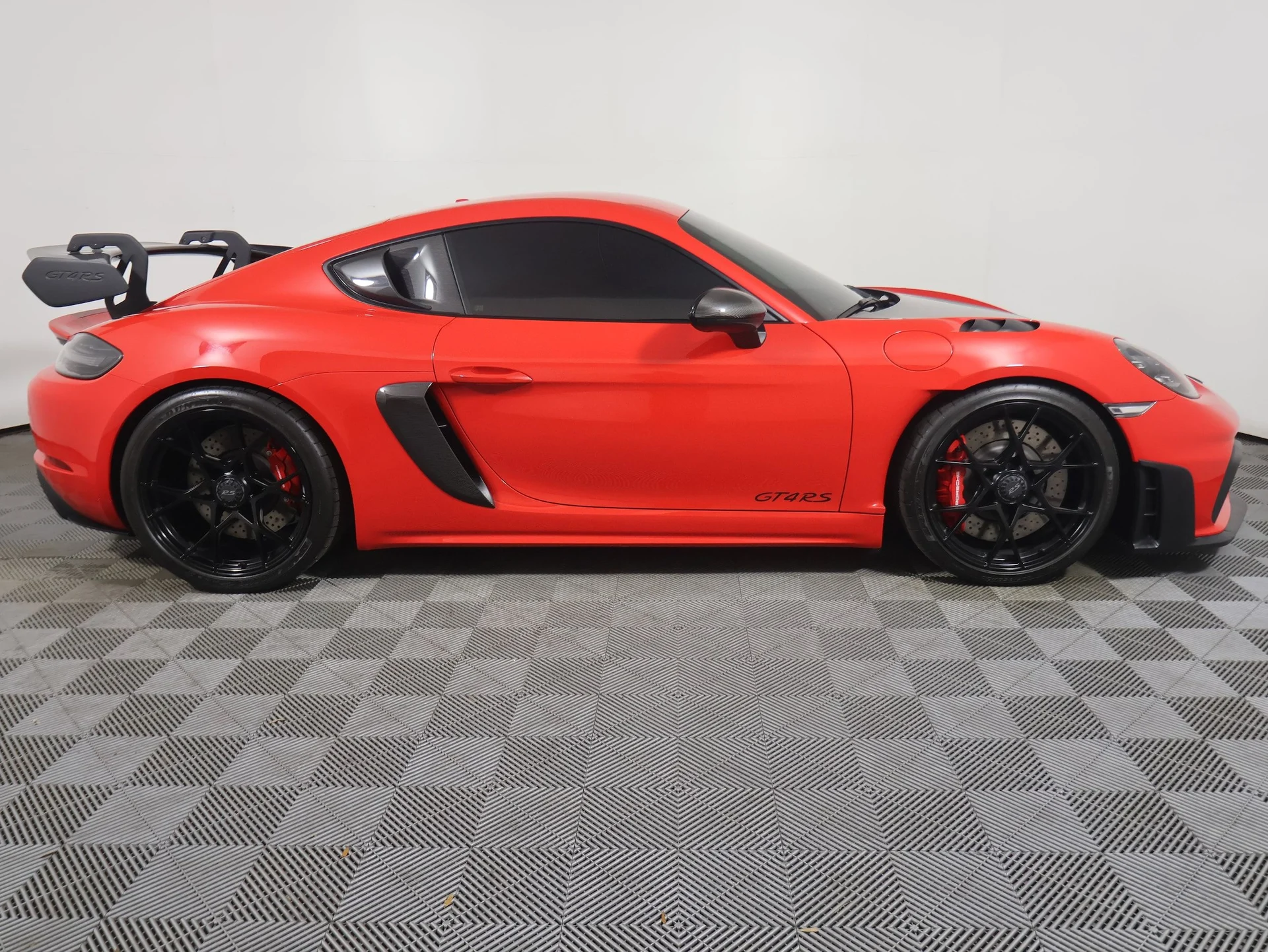 mph007_1253814787_d3d27b31aeabe73c0ea064b5372d561bx_edcda91dac