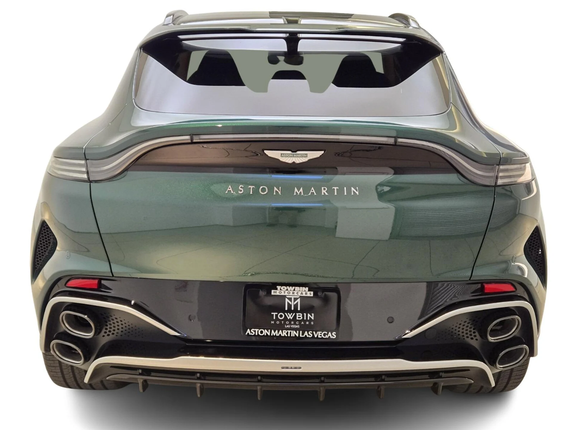 mph007_1254910591_New_2026_Aston_Martin_DBX_1767680332_745396ba82