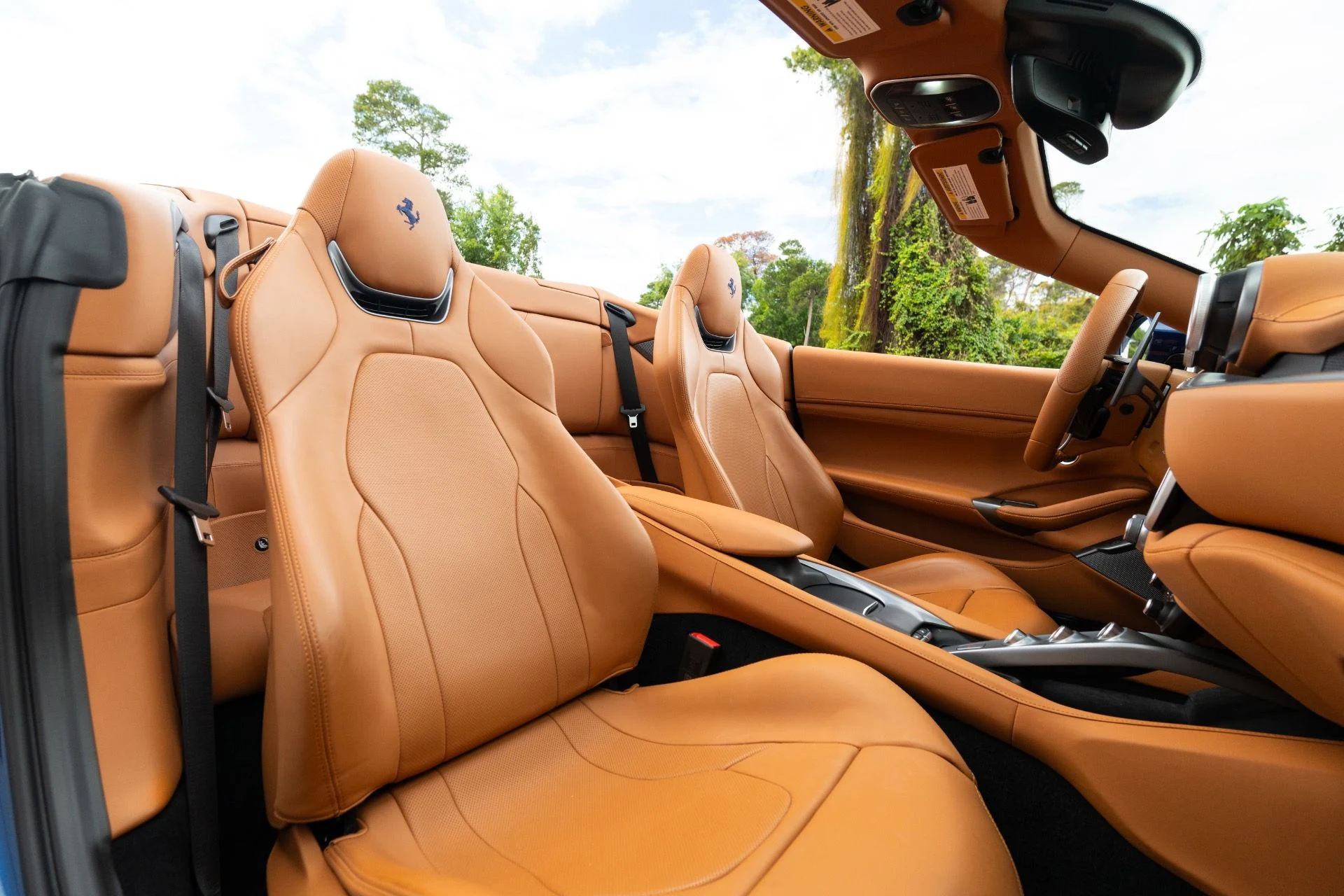 mph007_126089630_Used_2022_Ferrari_Portofino_M_1770268435_89e25d2fc5