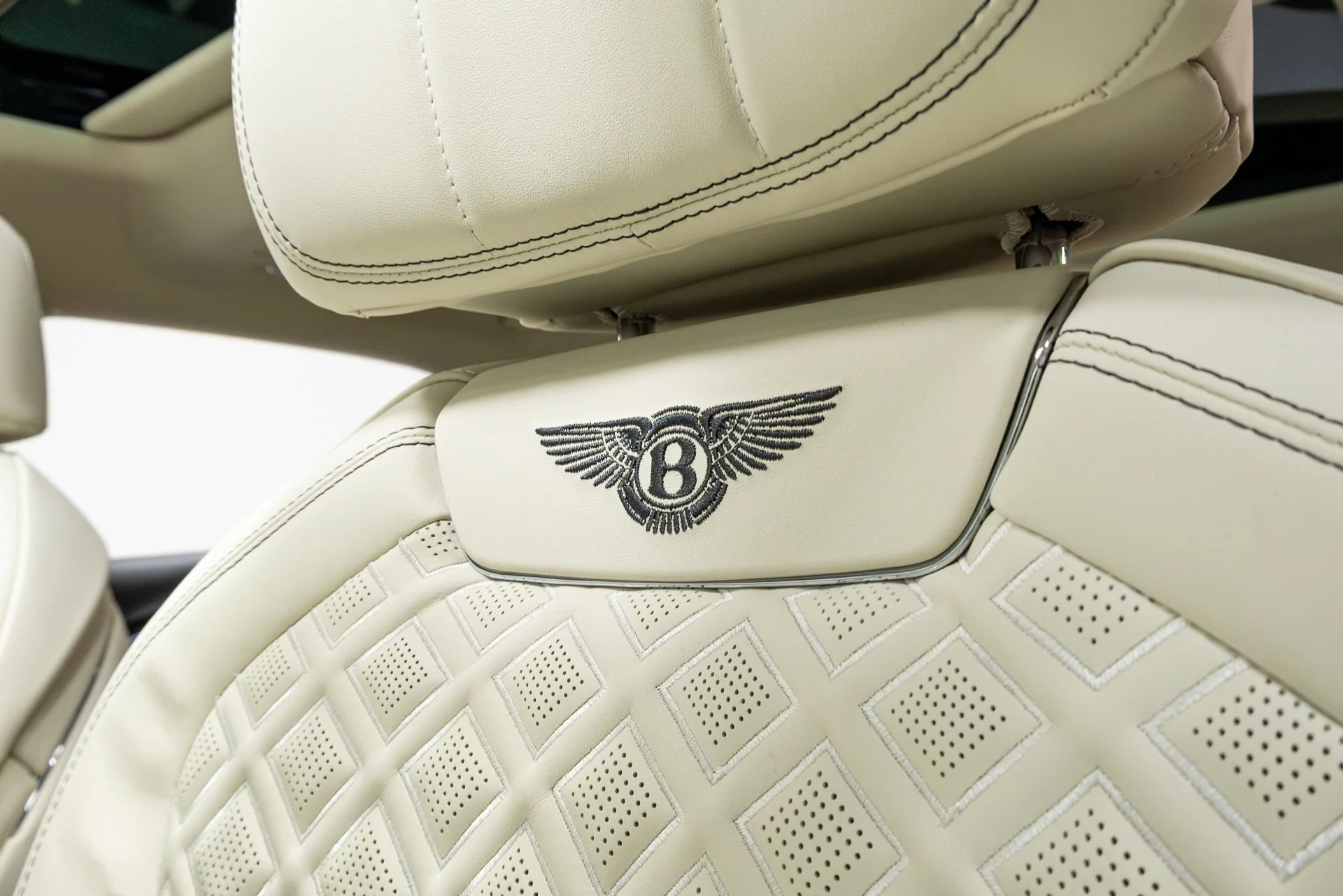 mph007_1273194438_Used_2021_Bentley_Flying_Spur_W12_1772666284_9401430ba4