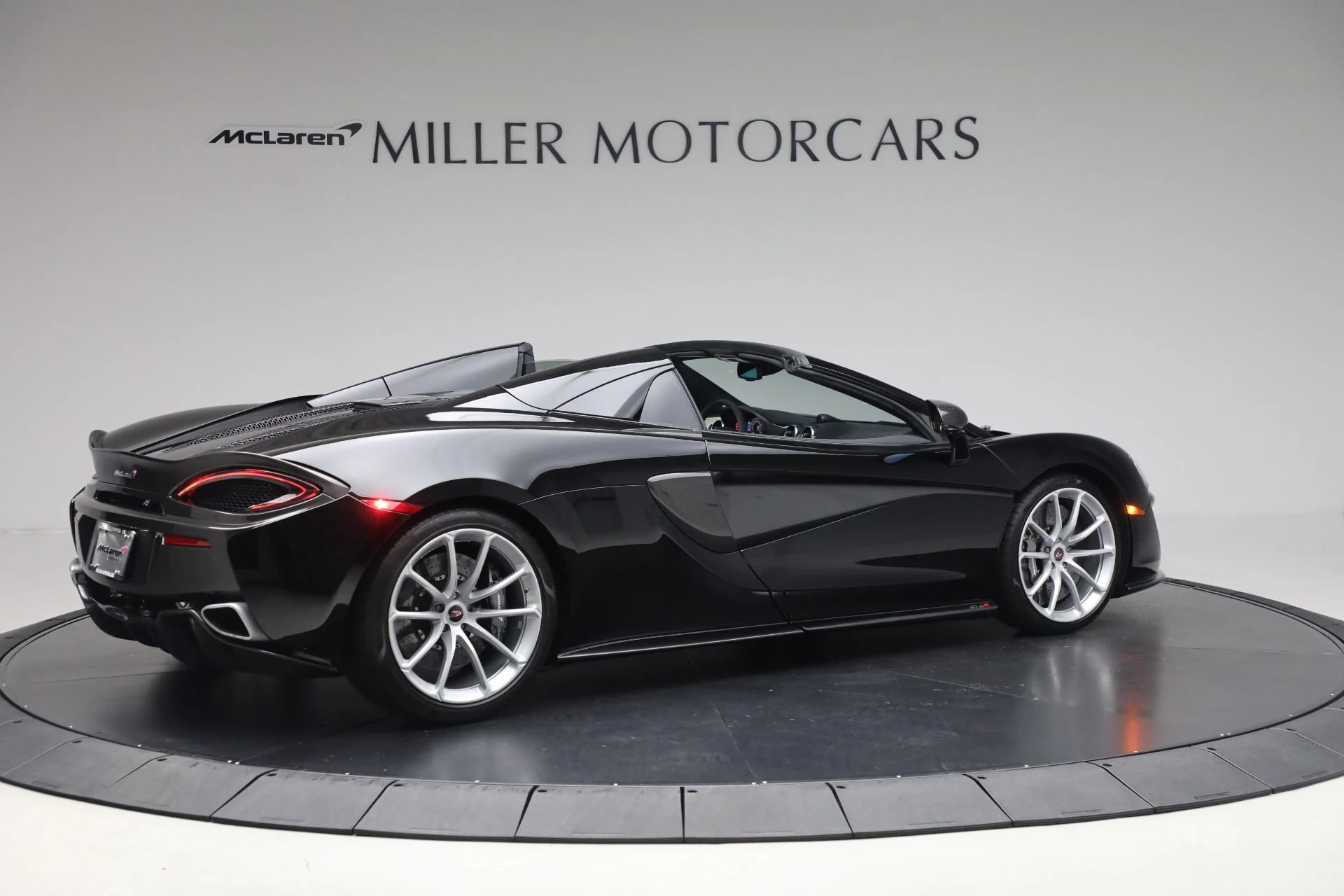 mph007_1287023429_Used_2018_Mc_Laren_570_S_Spider_c6aeeb87c7