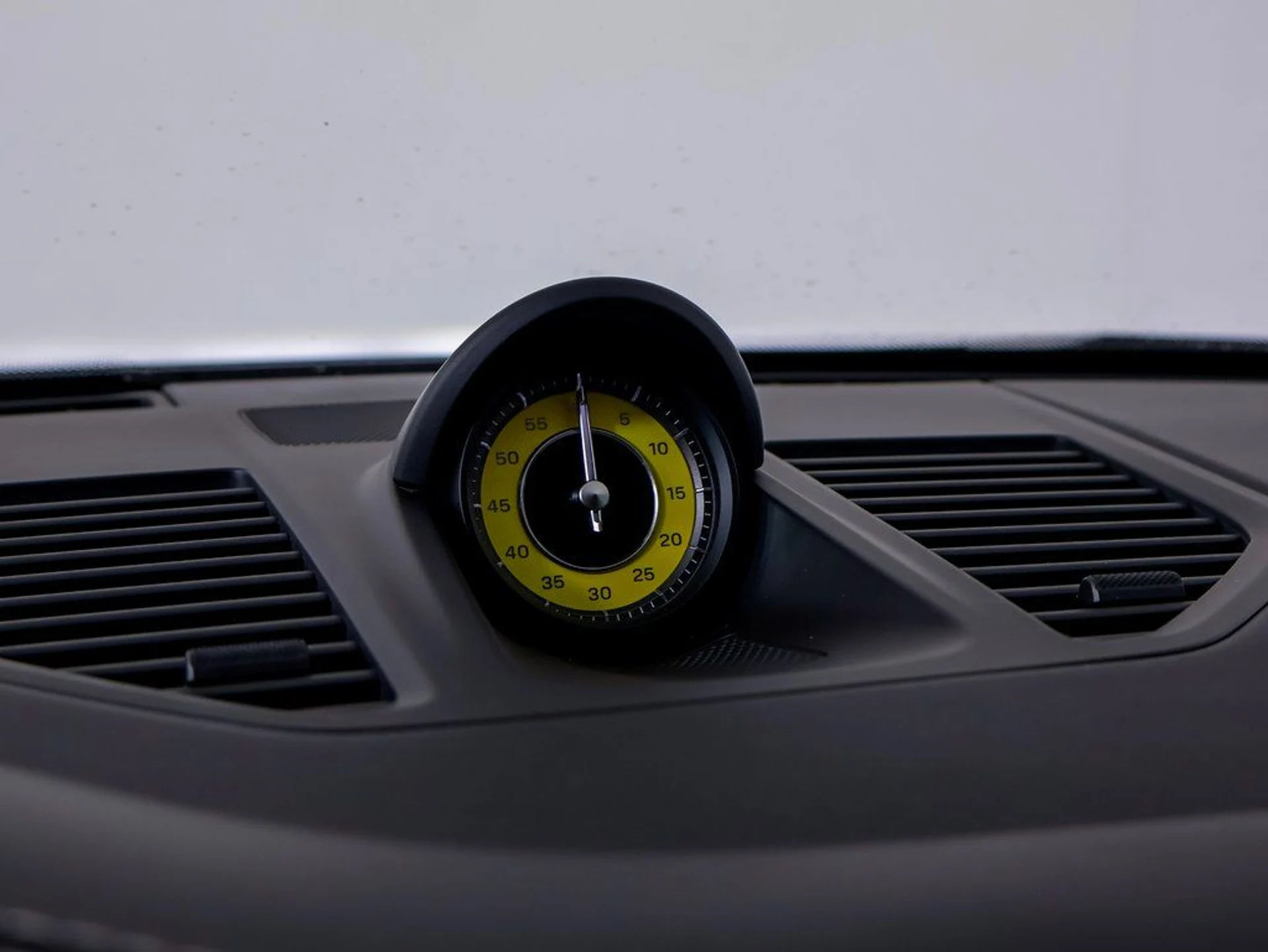 mph007_1289362835_37e9cd8b7b5095675fb33fdc55c7111dx_d73fb7444c