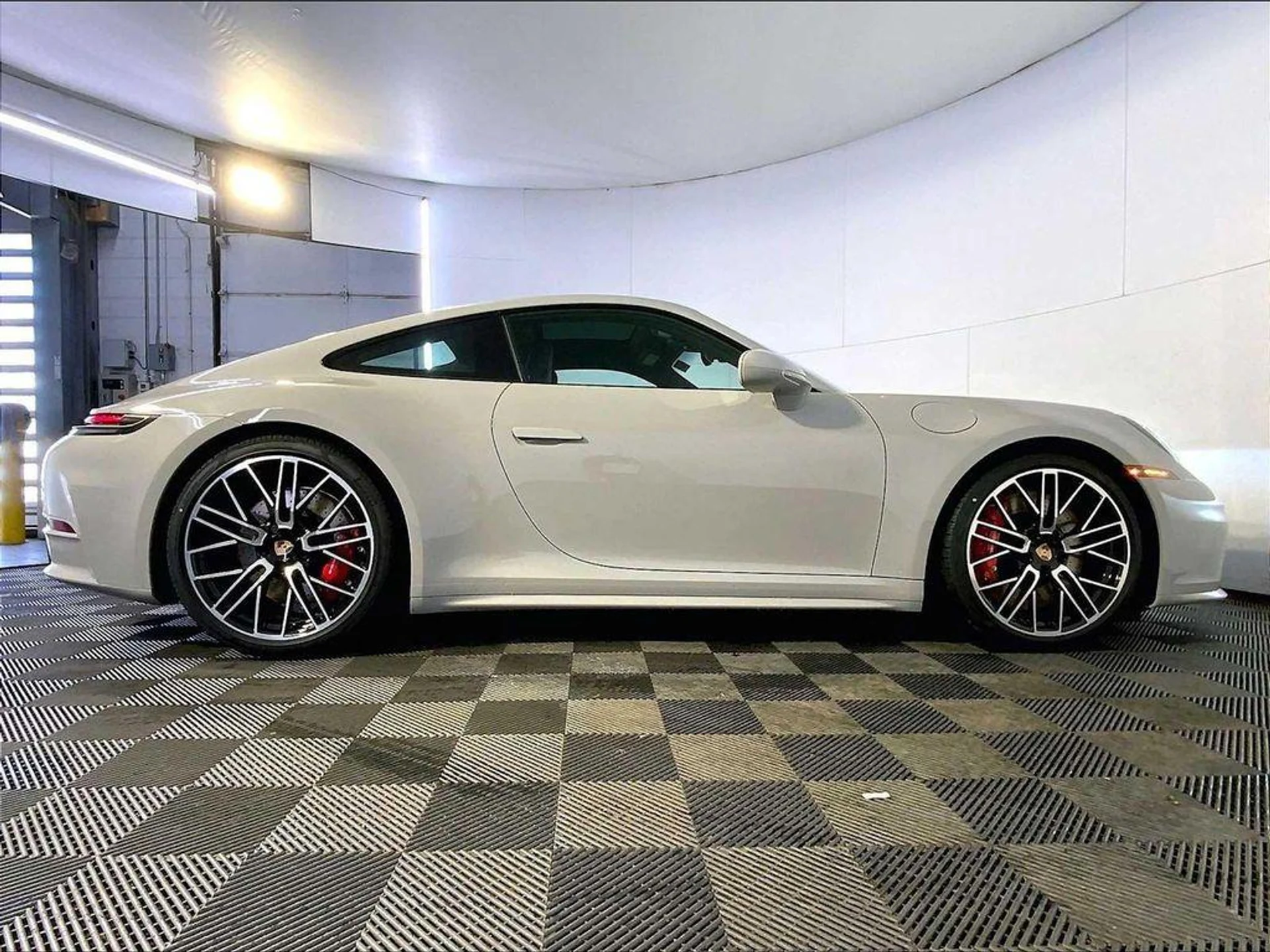 mph007_1290889703_2e_OLNCSB_Gl3c3_H4h_Mgff_Lu_O_Vi_IM_cf5c89215b