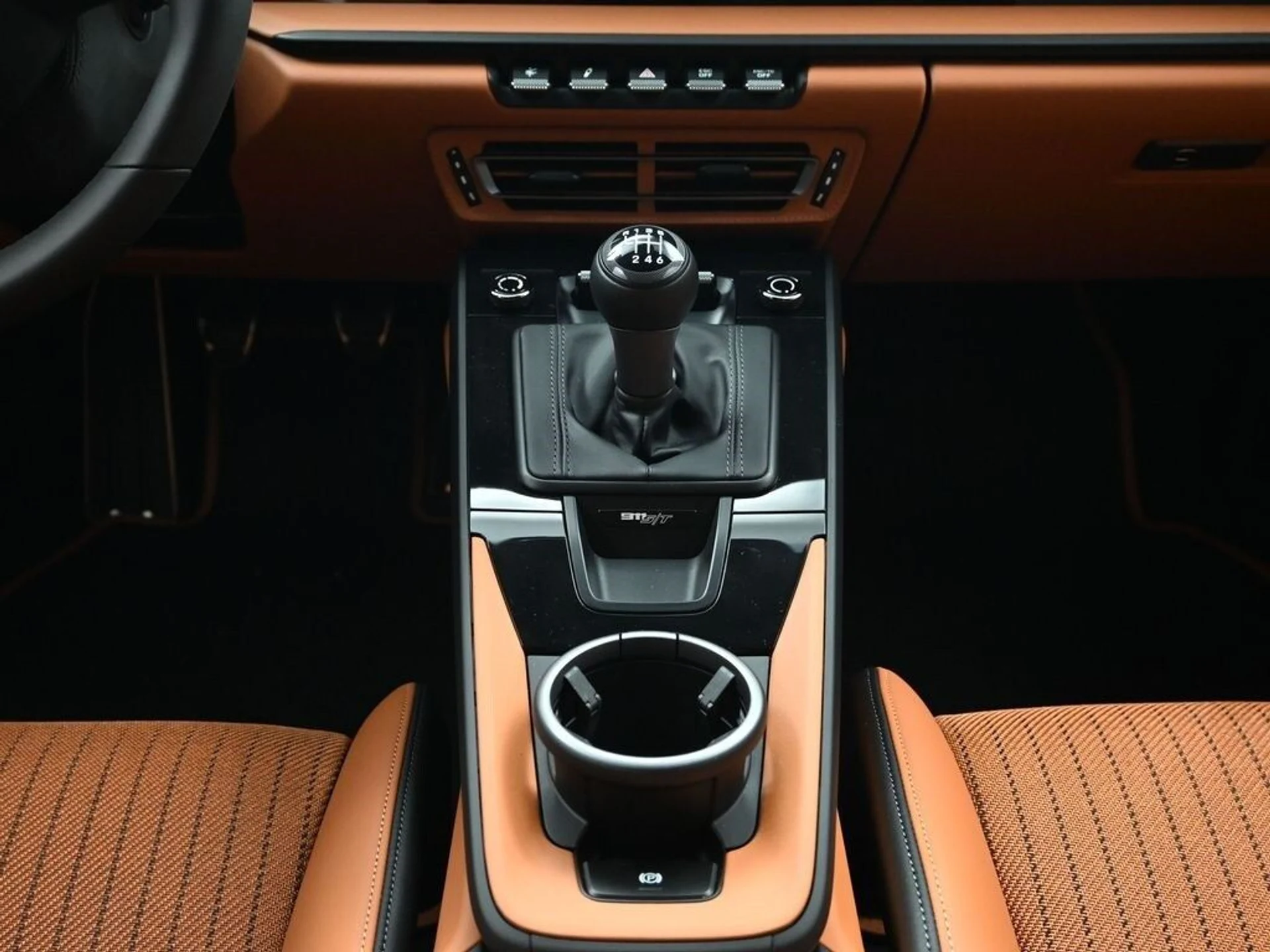 mph007_129421416_adb5f4ad8808e83266a31d1fa4ce632cx_e3225d67f8